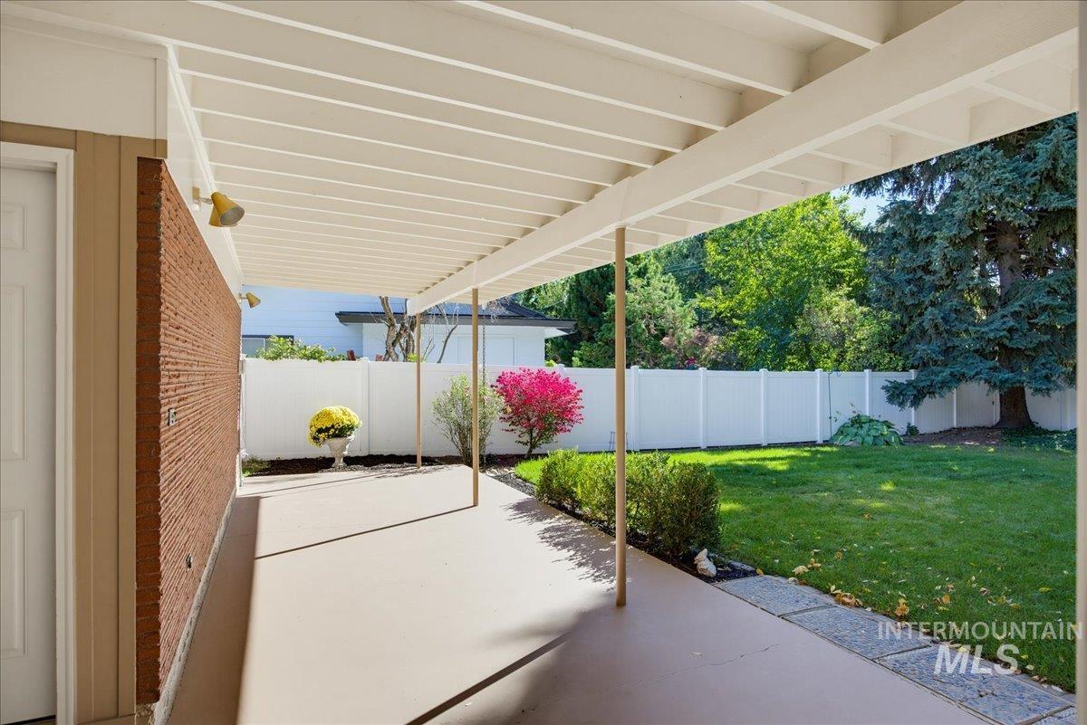 6123 W Northview St, Boise, Idaho 83704, 3 Bedrooms, 2 Bathrooms, Residential For Sale, Price $500,000, 99003719