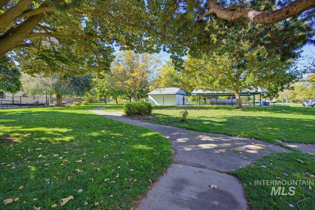 6123 W Northview St, Boise, Idaho 83704, 3 Bedrooms, 2 Bathrooms, Residential For Sale, Price $500,000, 99003719