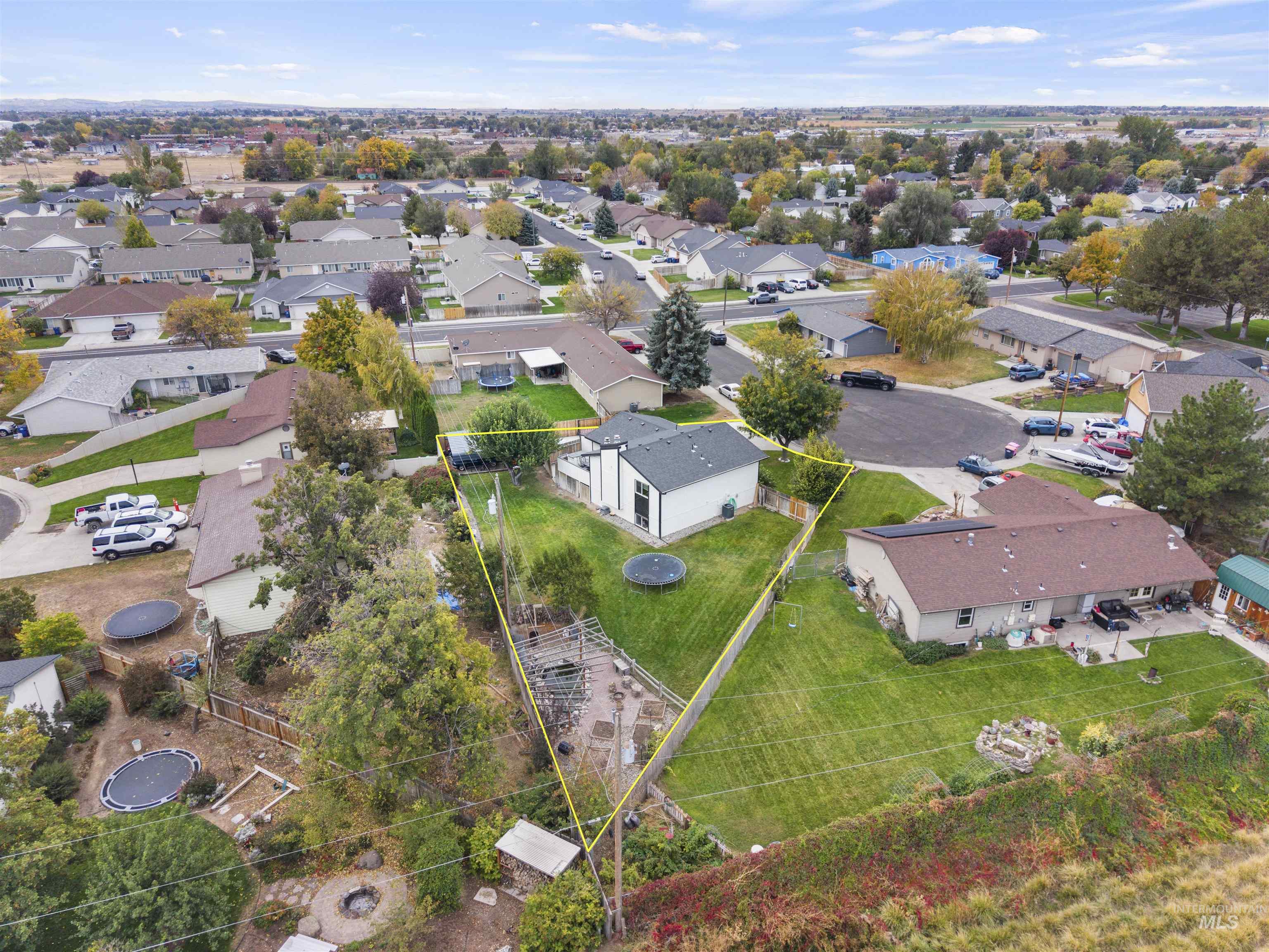 730 Beta Circle, Twin Falls, Idaho 83301, 4 Bedrooms, 2.5 Bathrooms, Residential For Sale, Price $410,000, 99003724