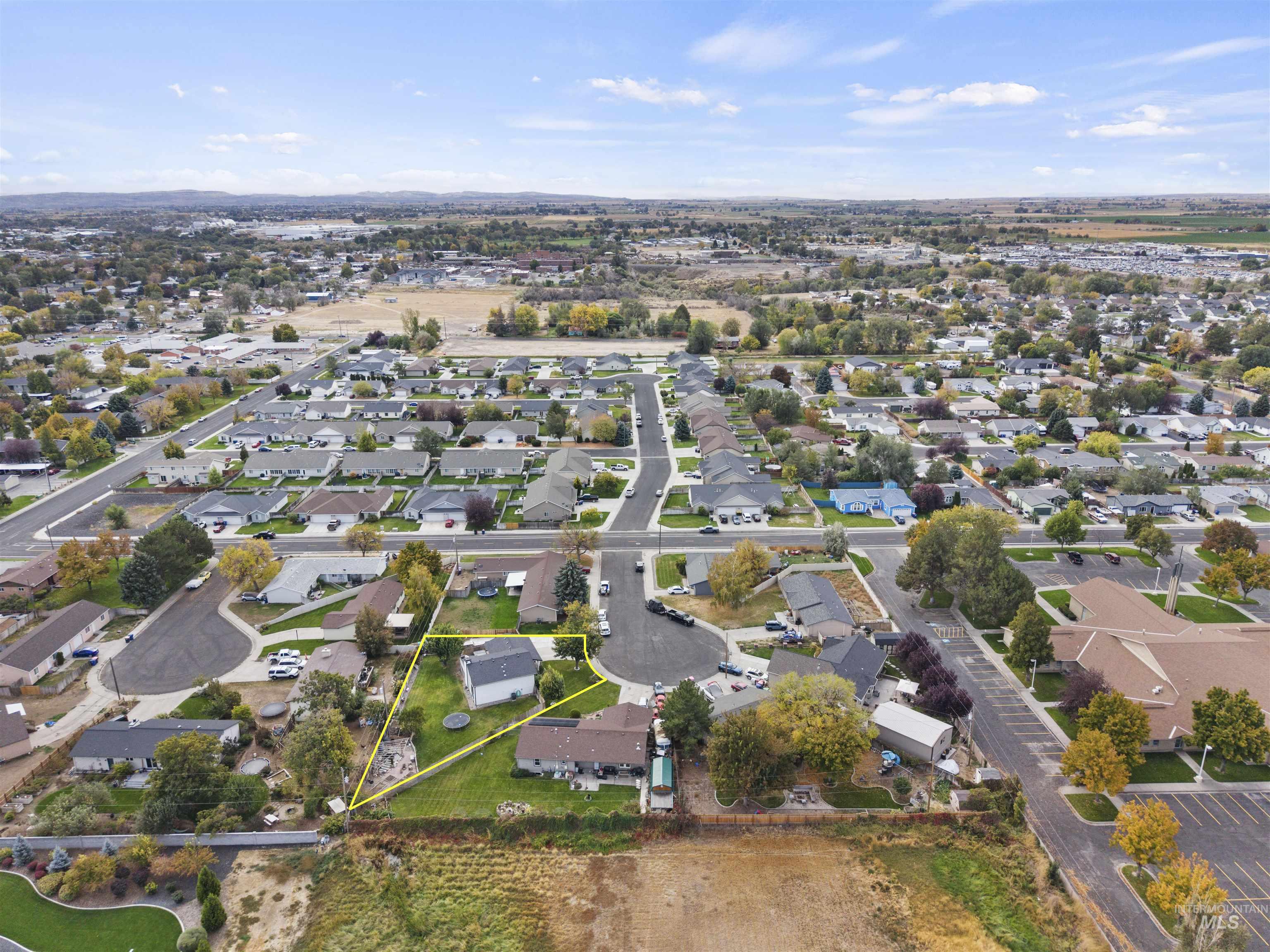 730 Beta Circle, Twin Falls, Idaho 83301, 4 Bedrooms, 2.5 Bathrooms, Residential For Sale, Price $410,000, 99003724