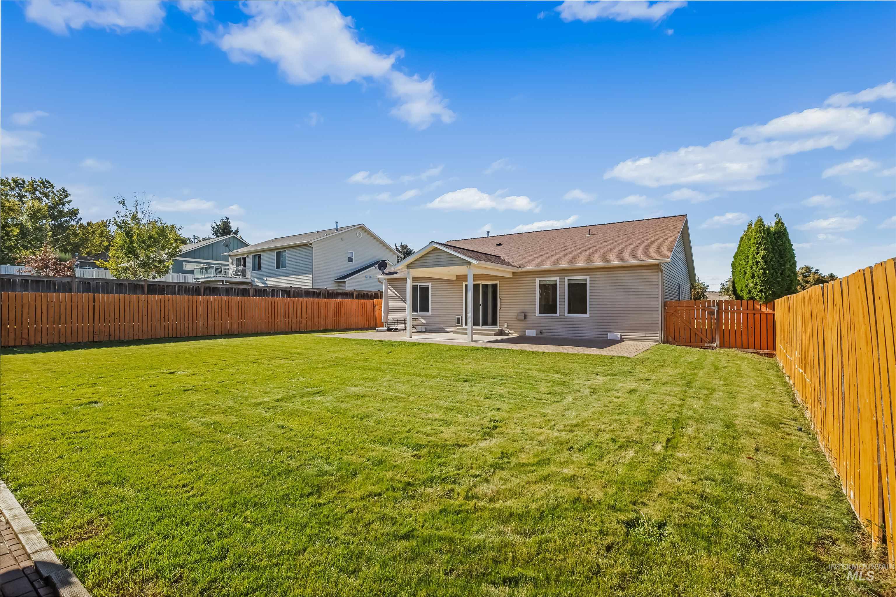 2675 27th St, Clarkston, Washington 99403, 3 Bedrooms, 2 Bathrooms, Residential For Sale, Price $378,000, 99003725