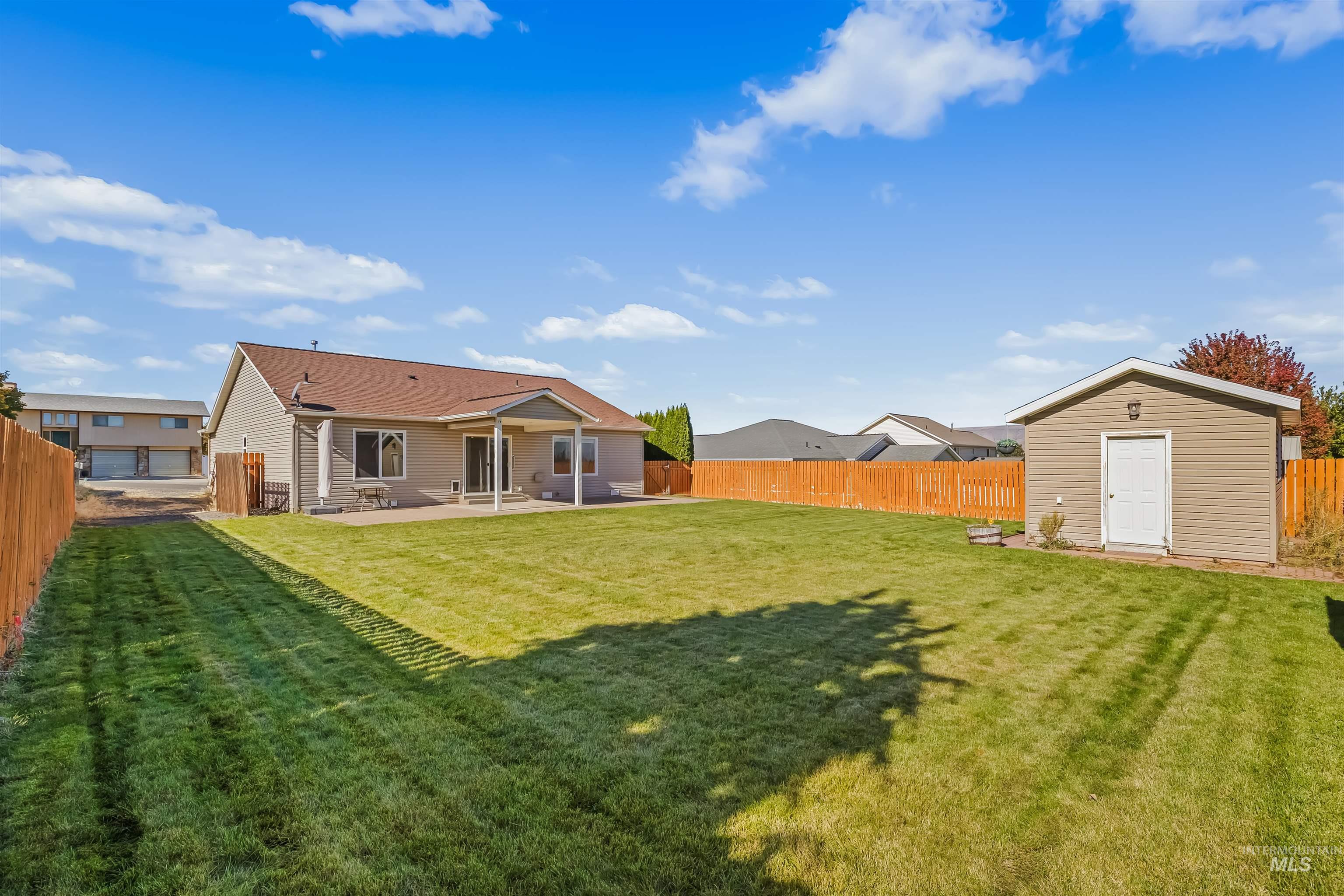 2675 27th St, Clarkston, Washington 99403, 3 Bedrooms, 2 Bathrooms, Residential For Sale, Price $378,000, 99003725