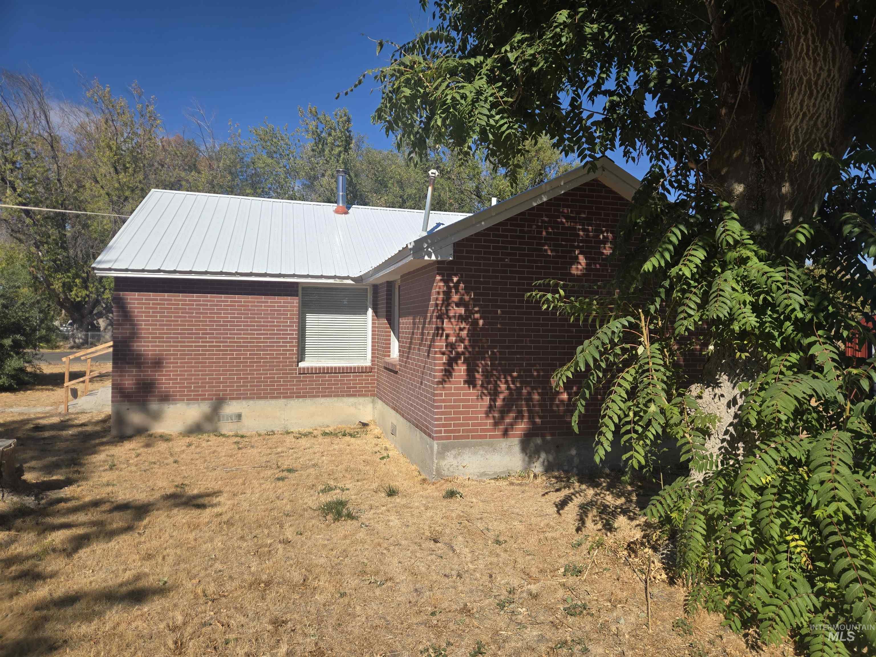 1110 Colorado St, Gooding, Idaho 83330, 2 Bedrooms, 1 Bathroom, Residential For Sale, Price $149,000, 99003727