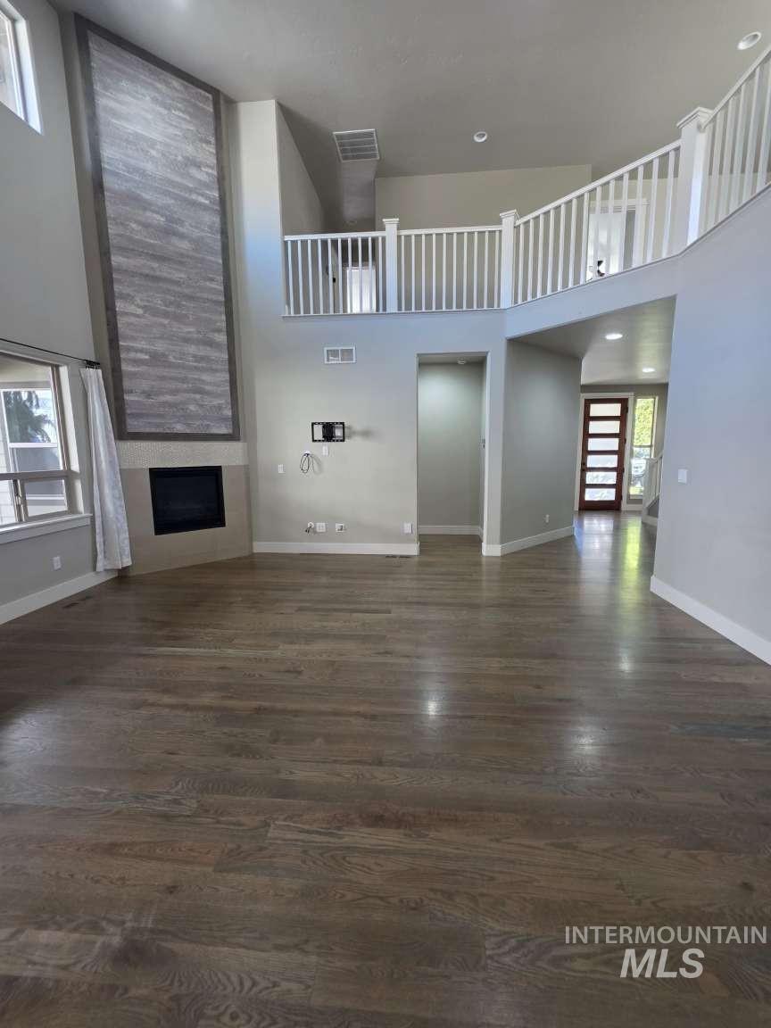 2577 S Trailwood Way, Boise, Idaho 83716, 5 Bedrooms, 3 Bathrooms, Residential For Sale, Price $985,000, 99003728