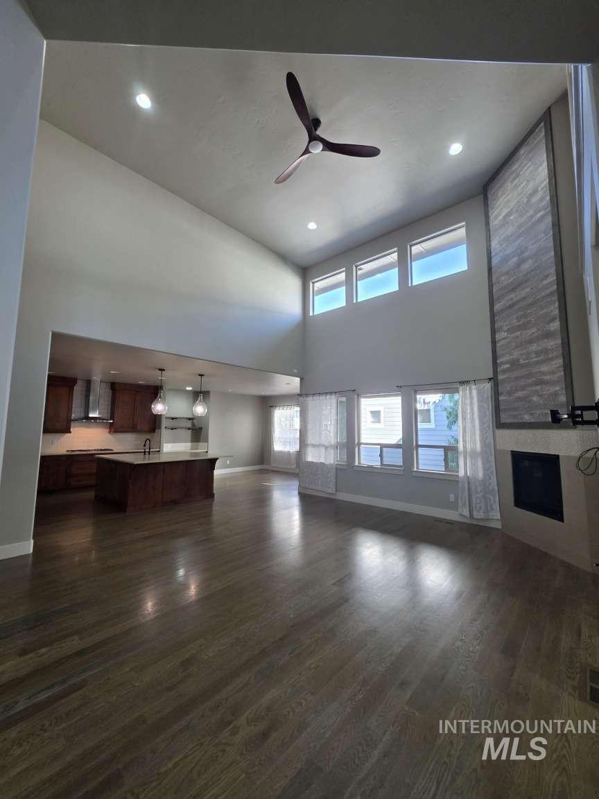 2577 S Trailwood Way, Boise, Idaho 83716, 5 Bedrooms, 3 Bathrooms, Residential For Sale, Price $985,000, 99003728