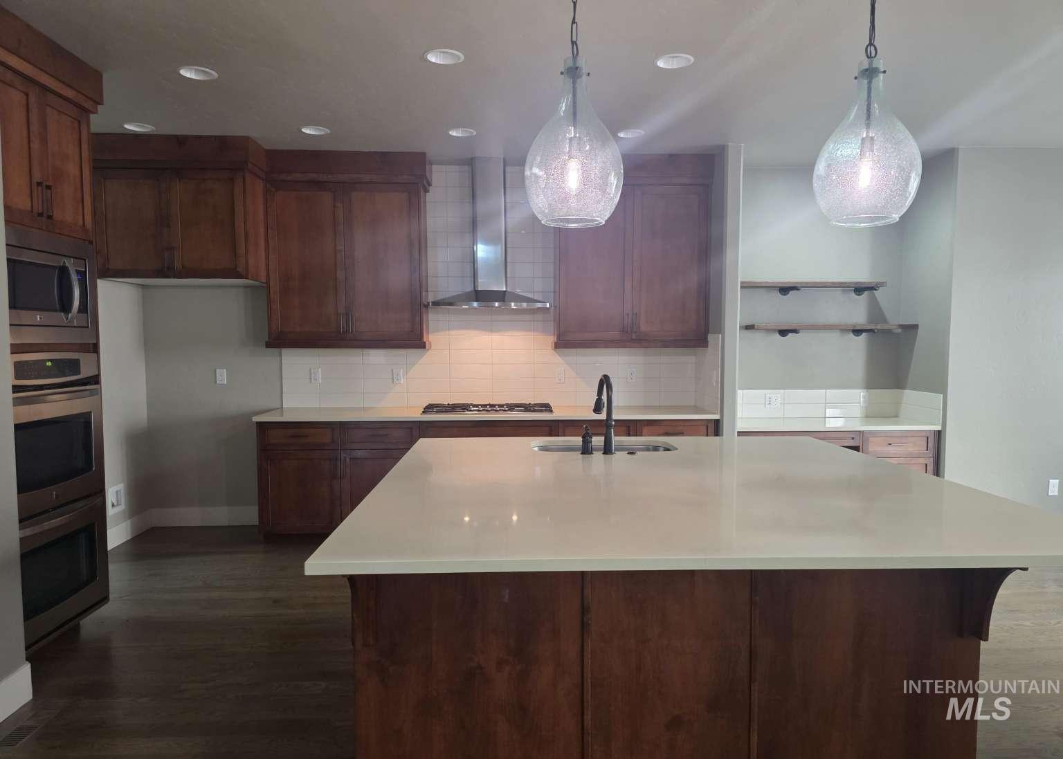 2577 S Trailwood Way, Boise, Idaho 83716, 5 Bedrooms, 3 Bathrooms, Residential For Sale, Price $985,000, 99003728