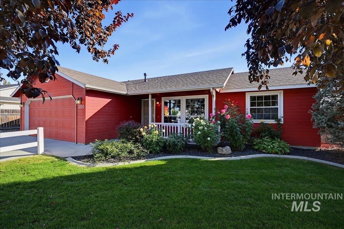 1200 S 19th St, Nampa, Idaho 83686, 5 Bedrooms, 4 Bathrooms, Residential For Sale, Price $525,000,MLS 99003729