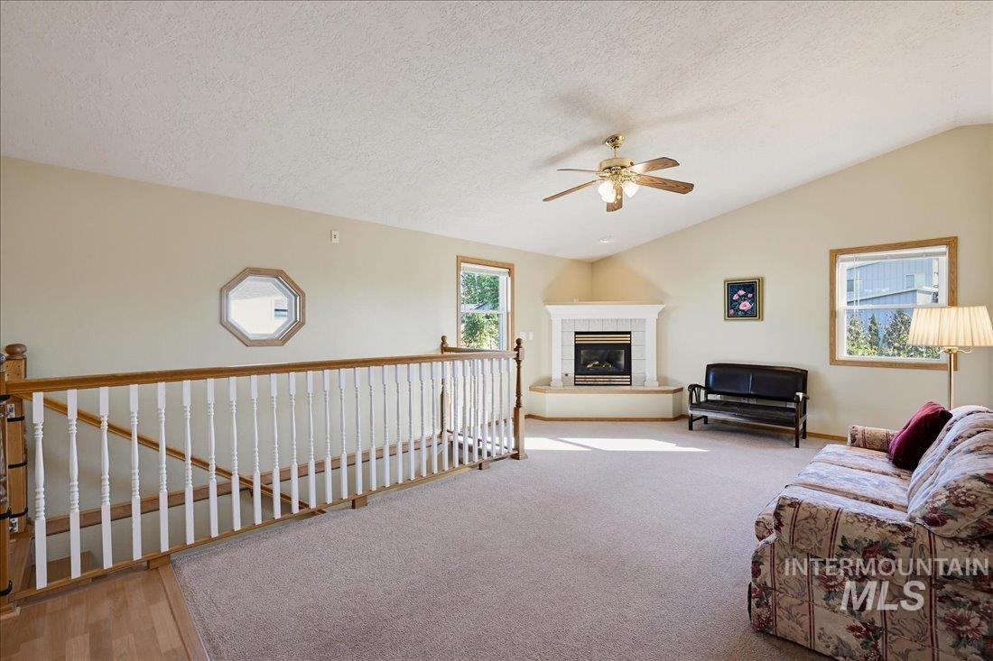 1200 S 19th St, Nampa, Idaho 83686, 5 Bedrooms, 4 Bathrooms, Residential For Sale, Price $525,000,MLS 99003729