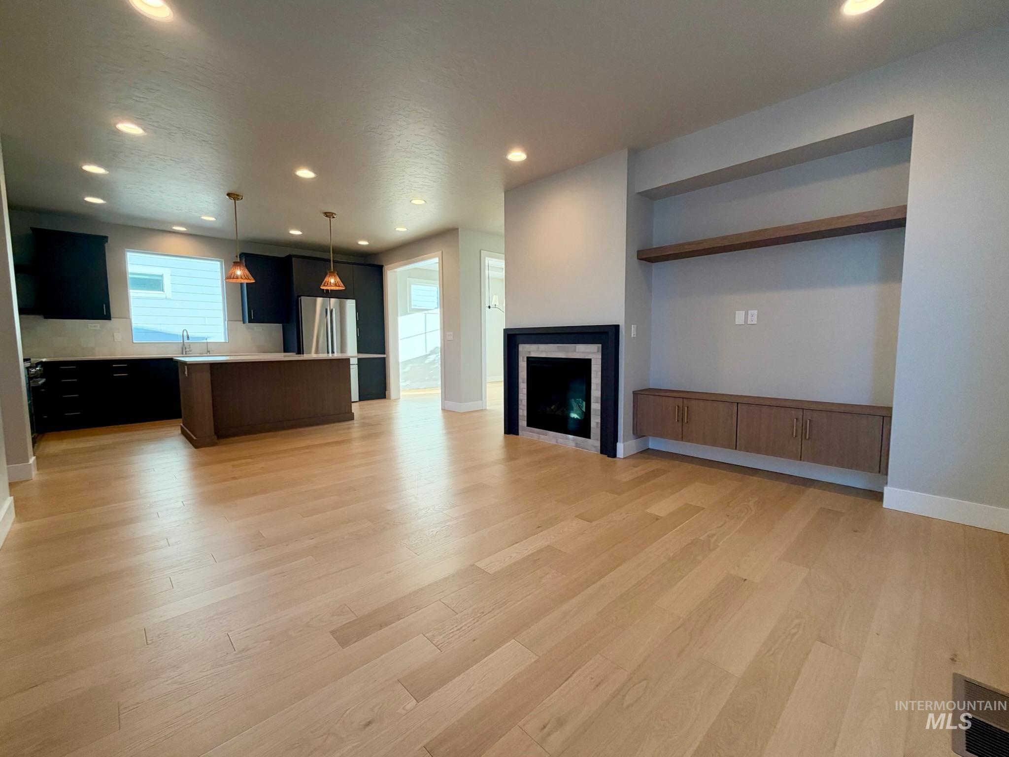 6053 S Hope, Meridian, Idaho 83642, 4 Bedrooms, 3 Bathrooms, Residential For Sale, Price $614,900,MLS 99003730