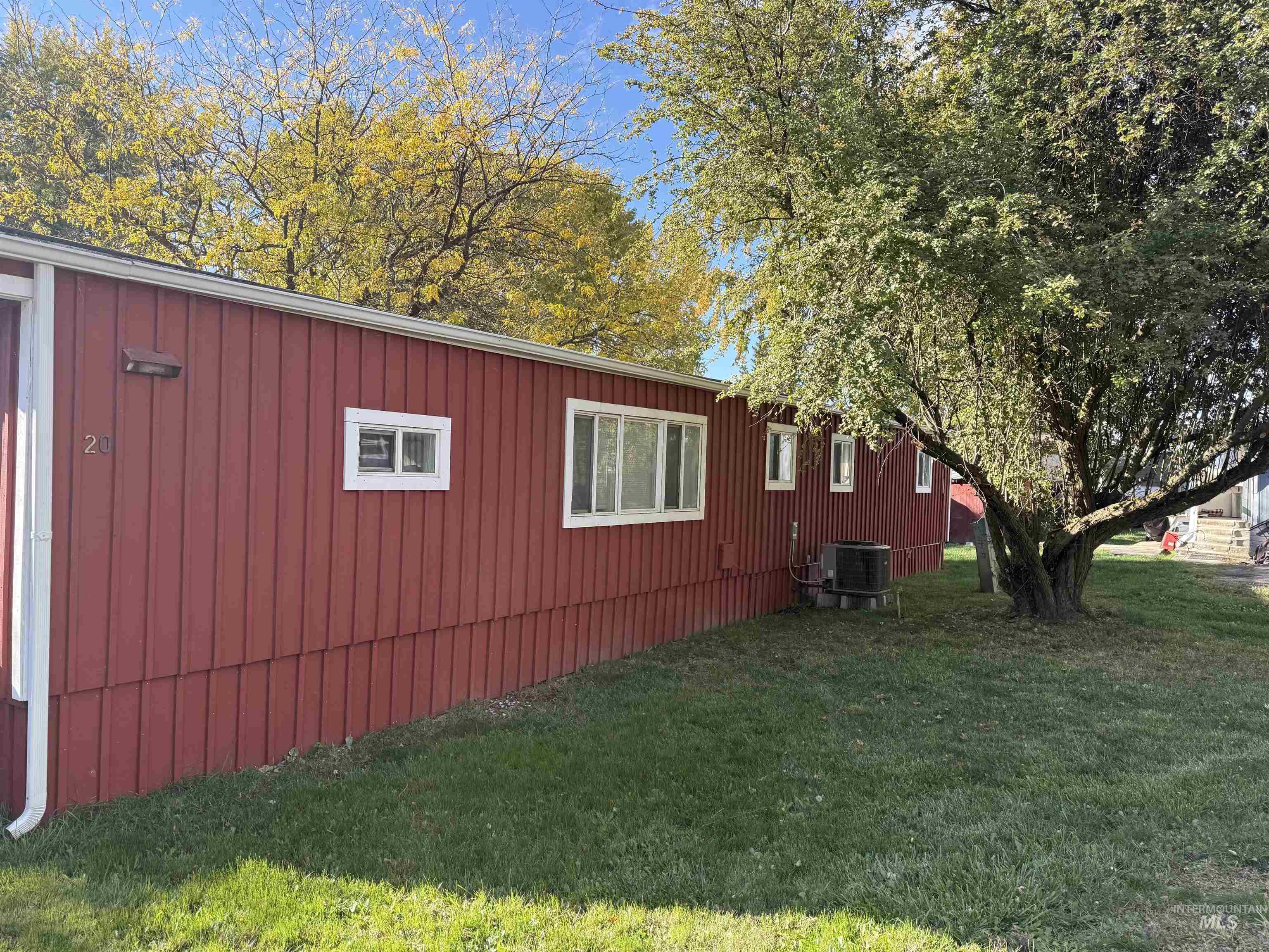 1751 N Polk #20, Moscow, Idaho 83843, 2 Bedrooms, 2 Bathrooms, Residential For Sale, Price $35,000, 99003731