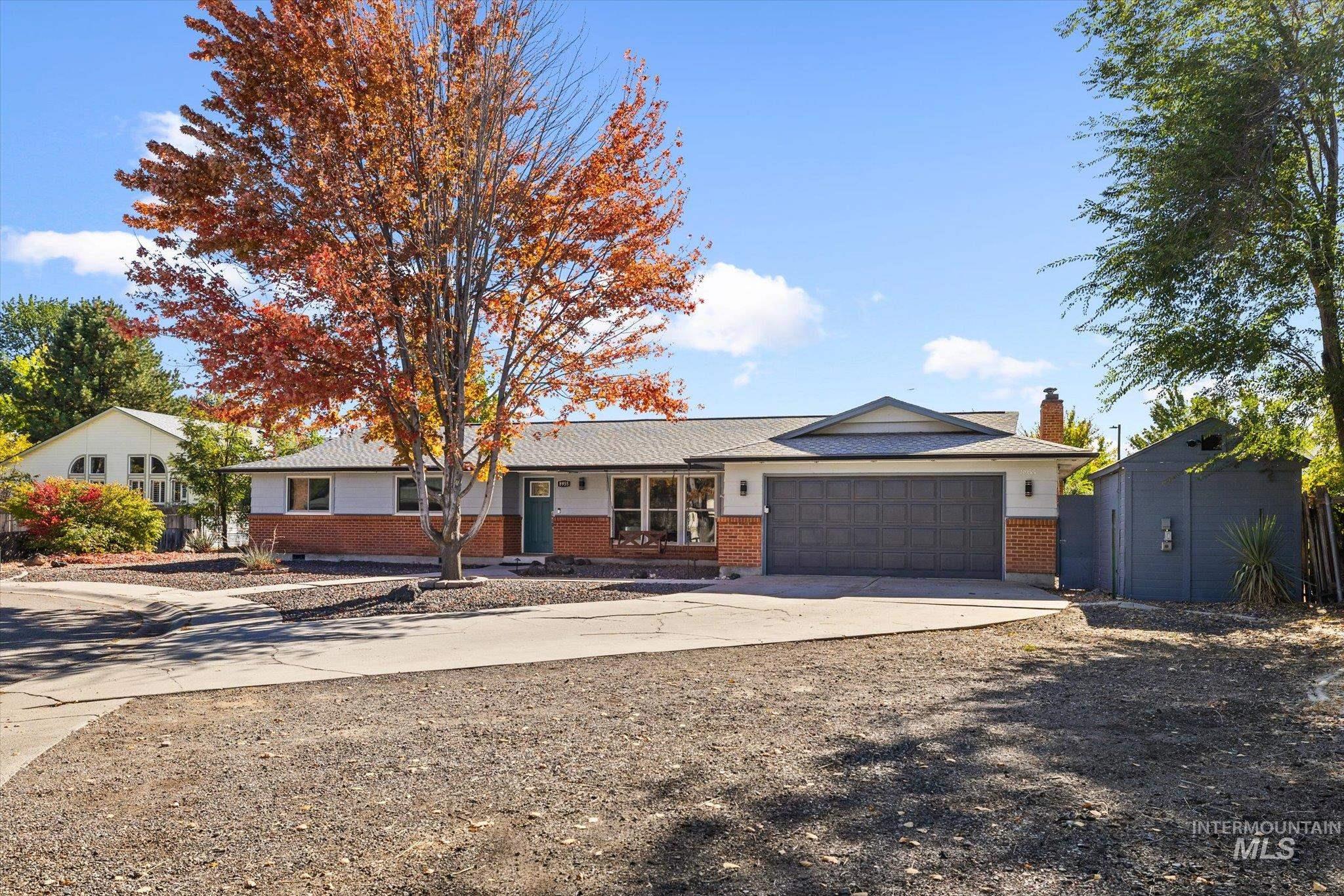8955 W Sunflower Ct, Boise, Idaho 83704, 3 Bedrooms, 2 Bathrooms, Residential For Sale, Price $464,900,MLS 99003734