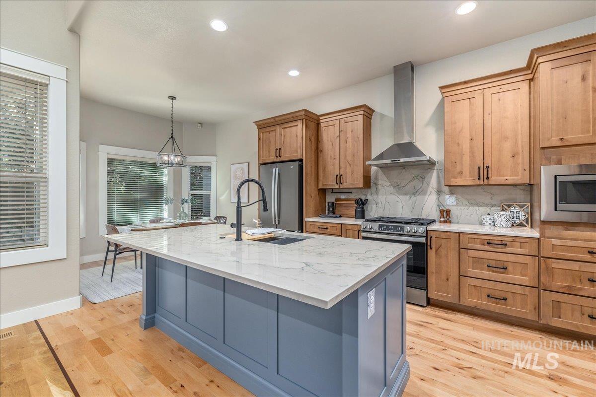 4886 N Ellicott Ln, Boise, Idaho 83714, 3 Bedrooms, 3 Bathrooms, Residential For Sale, Price $640,000,MLS 99003736
