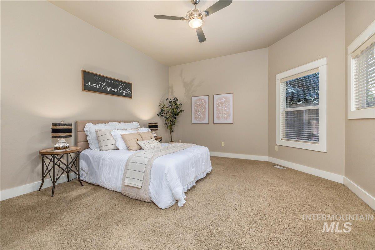 4886 N Ellicott Ln, Boise, Idaho 83714, 3 Bedrooms, 3 Bathrooms, Residential For Sale, Price $640,000,MLS 99003736