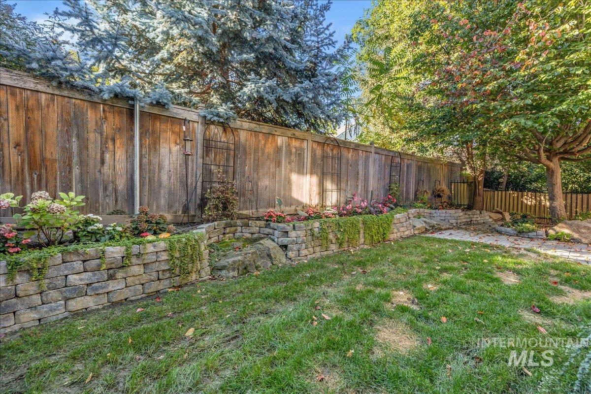 4886 N Ellicott Ln, Boise, Idaho 83714, 3 Bedrooms, 3 Bathrooms, Residential For Sale, Price $640,000,MLS 99003736