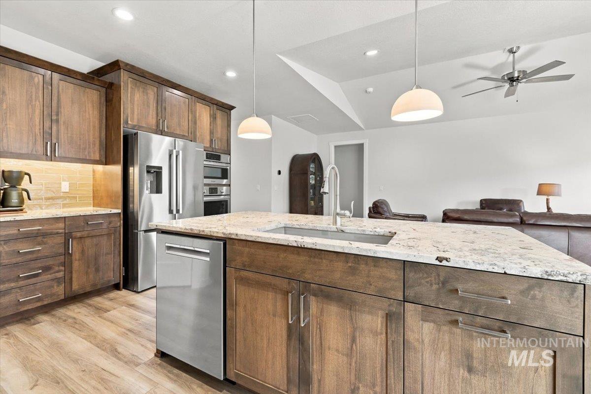 1012 Whitewater Way, Emmett, Idaho 83617, 3 Bedrooms, 2 Bathrooms, Residential For Sale, Price $514,900,MLS 99003738