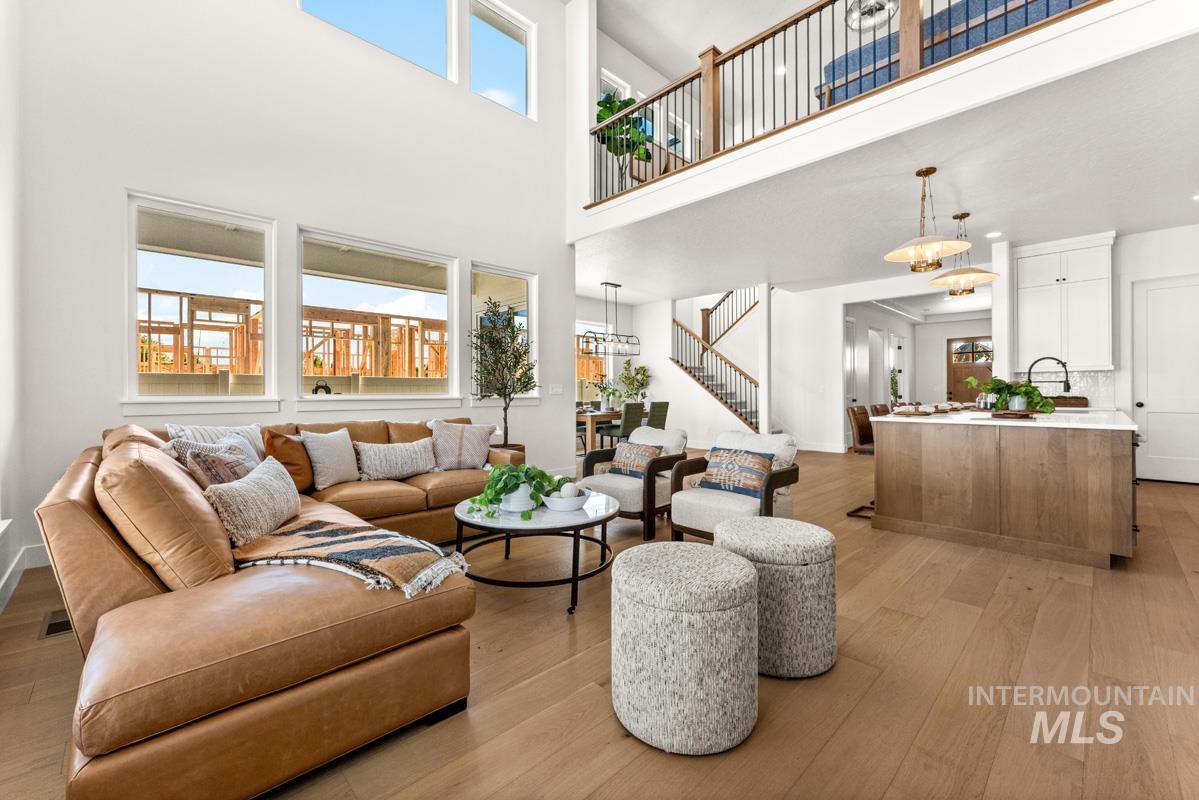 5841 S Gustav Ave, Meridian, Idaho 83642, 4 Bedrooms, 4 Bathrooms, Residential For Sale, Price $1,046,138, 99003739