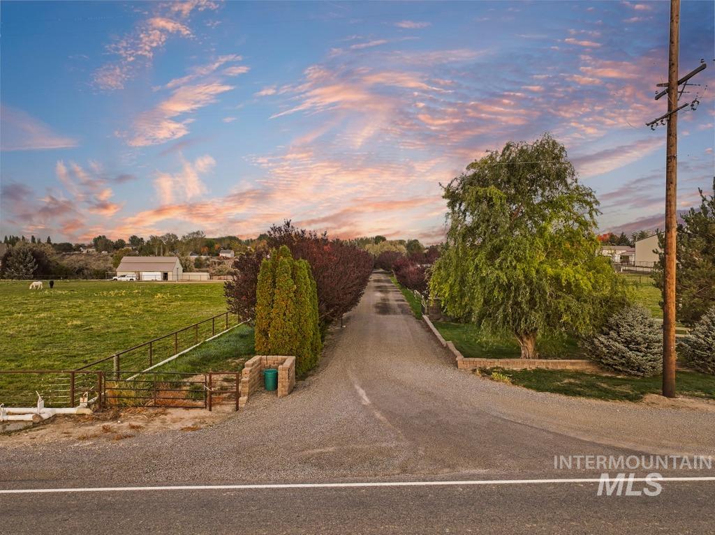 4110 N 2600 E, Filer, Idaho 83328, 5 Bedrooms, 5 Bathrooms, Residential For Sale, Price $2,500,000, 99003740