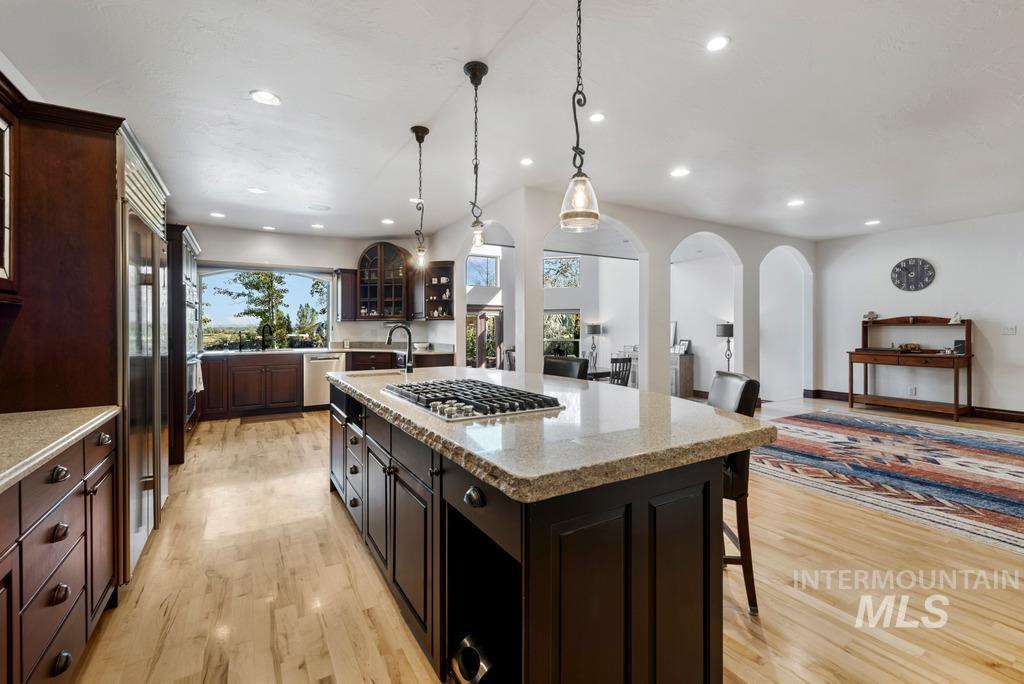 4110 N 2600 E, Filer, Idaho 83328, 5 Bedrooms, 5 Bathrooms, Residential For Sale, Price $2,500,000, 99003740