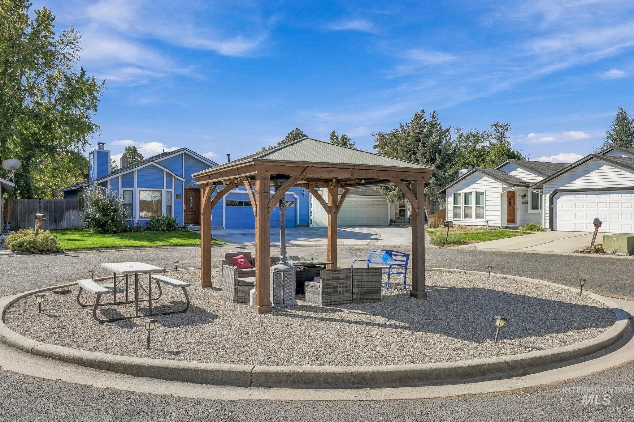 163 E Gettysburg St, Boise, Idaho 83706, 3 Bedrooms, 2 Bathrooms, Residential For Sale, Price $469,900,MLS 99003742