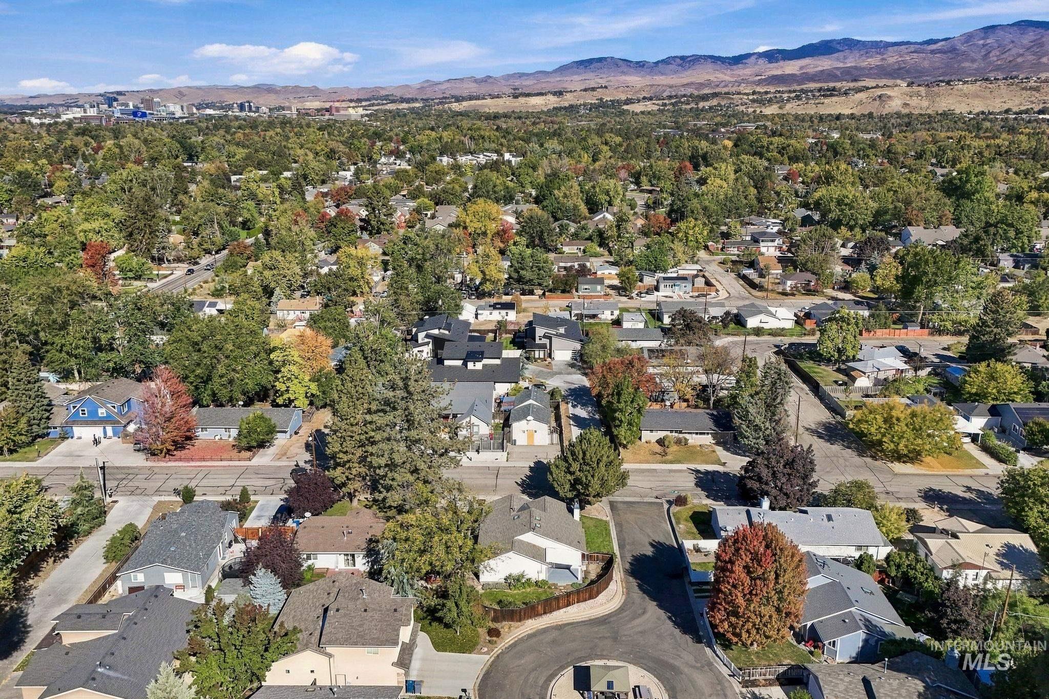 163 E Gettysburg St, Boise, Idaho 83706, 3 Bedrooms, 2 Bathrooms, Residential For Sale, Price $469,900,MLS 99003742