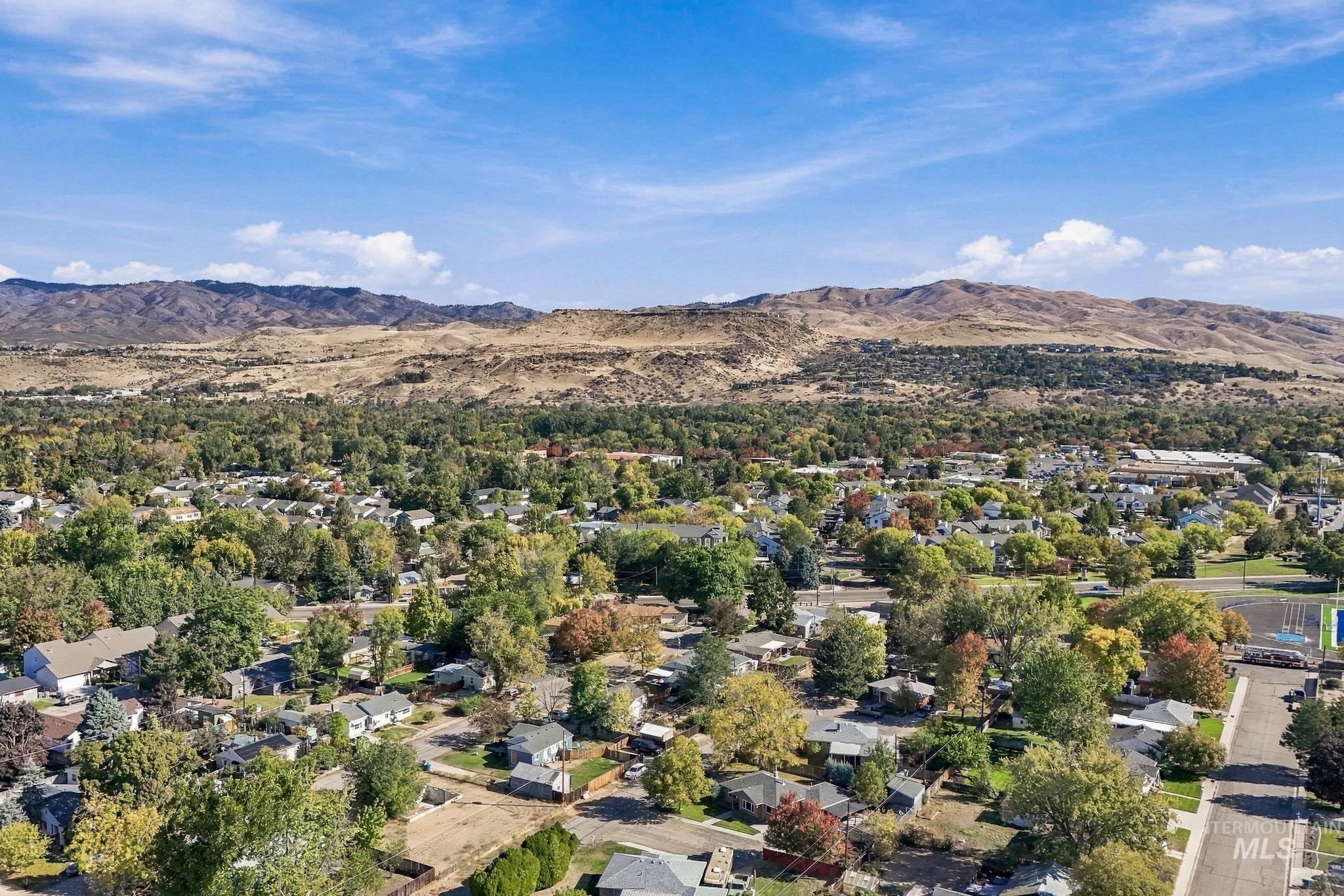 163 E Gettysburg St, Boise, Idaho 83706, 3 Bedrooms, 2 Bathrooms, Residential For Sale, Price $469,900,MLS 99003742