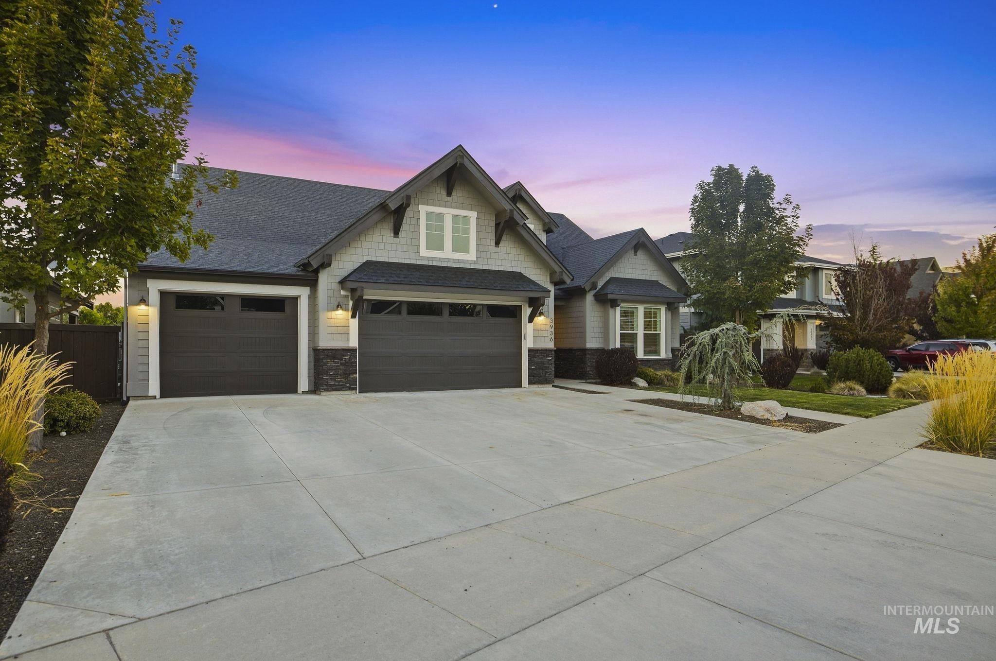 3936 W Farm View Drive, Boise, Idaho 83714, 3 Bedrooms, 3 Bathrooms, Residential For Sale, Price $999,000, 99003743