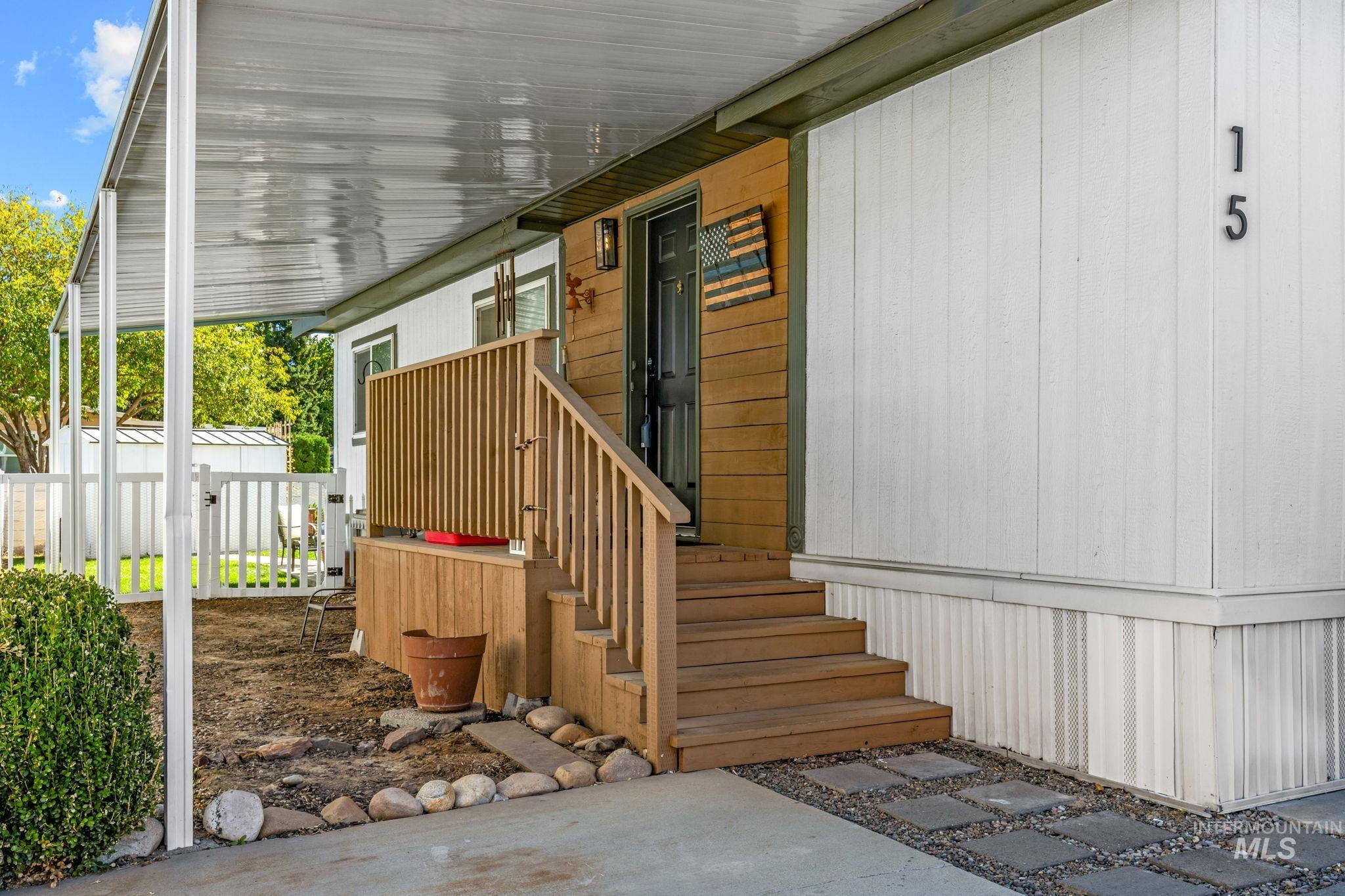 3181 W Alpine St., Boise, Idaho 83705, 3 Bedrooms, 2 Bathrooms, Residential For Sale, Price $150,000, 99003744