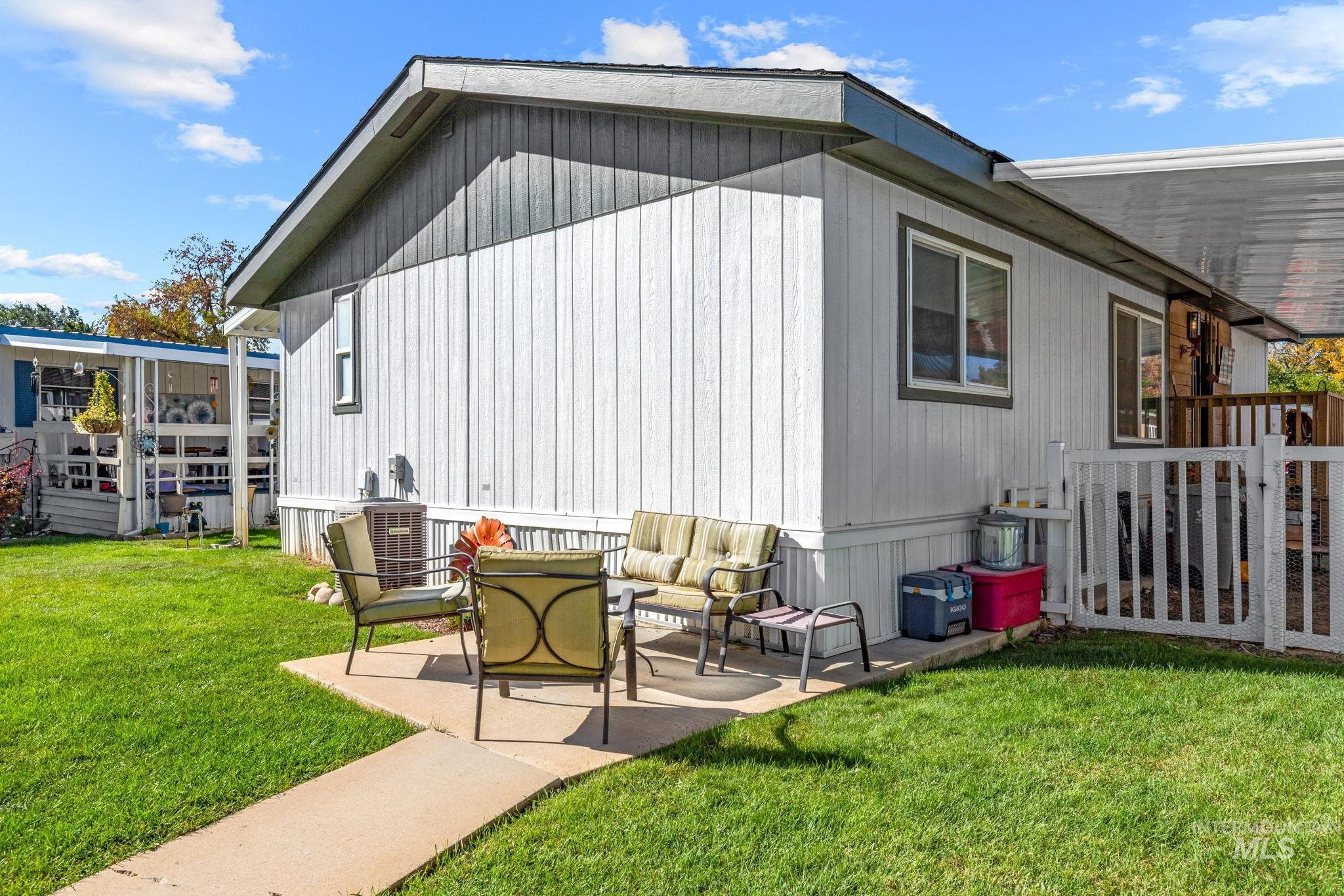 3181 W Alpine St., Boise, Idaho 83705, 3 Bedrooms, 2 Bathrooms, Residential For Sale, Price $150,000, 99003744
