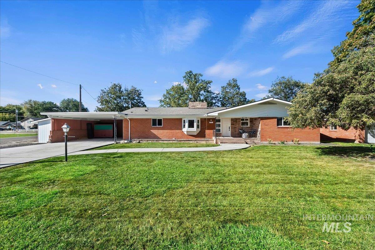 523 S State St, Nampa, Idaho 83686, 3 Bedrooms, 3.5 Bathrooms, Residential For Sale, Price $529,900,MLS 99003745