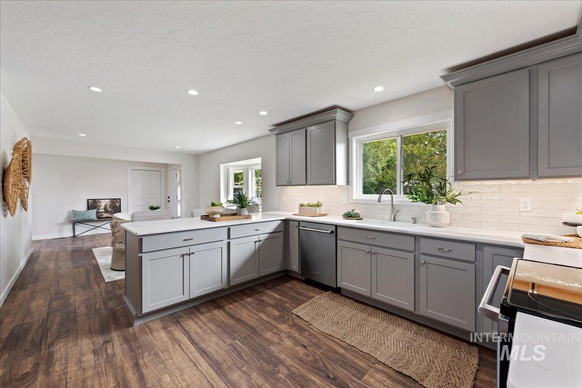 523 S State St, Nampa, Idaho 83686, 3 Bedrooms, 3.5 Bathrooms, Residential For Sale, Price $529,900,MLS 99003745