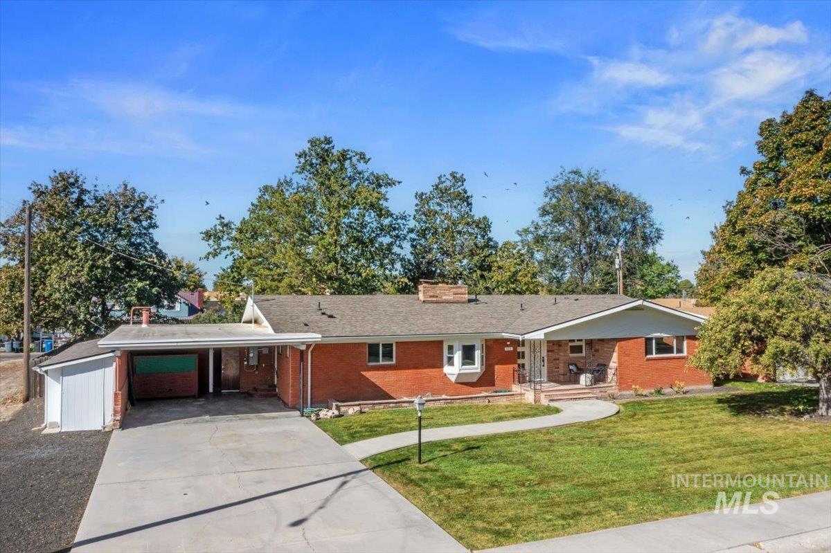 523 S State St, Nampa, Idaho 83686, 3 Bedrooms, 3.5 Bathrooms, Residential For Sale, Price $529,900,MLS 99003745