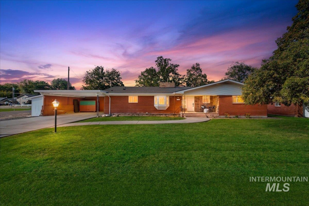 523 S State St, Nampa, Idaho 83686, 3 Bedrooms, 3.5 Bathrooms, Residential For Sale, Price $529,900,MLS 99003745