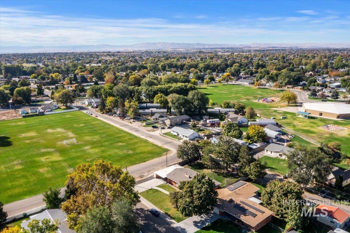 523 S State St, Nampa, Idaho 83686, 3 Bedrooms, 3.5 Bathrooms, Residential For Sale, Price $529,900,MLS 99003745