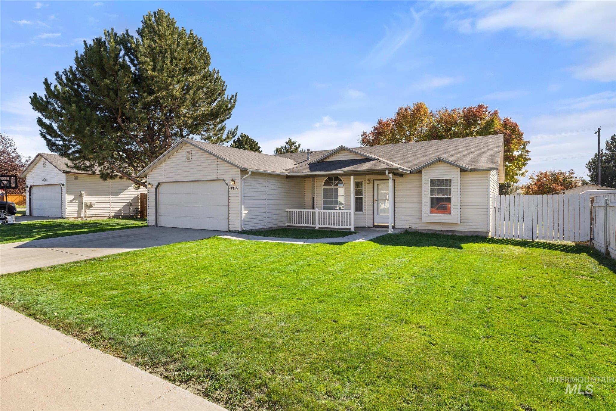 2313 W Grouse Ave, Nampa, Idaho 83651, 3 Bedrooms, 2 Bathrooms, Residential For Sale, Price $358,000, 99003747