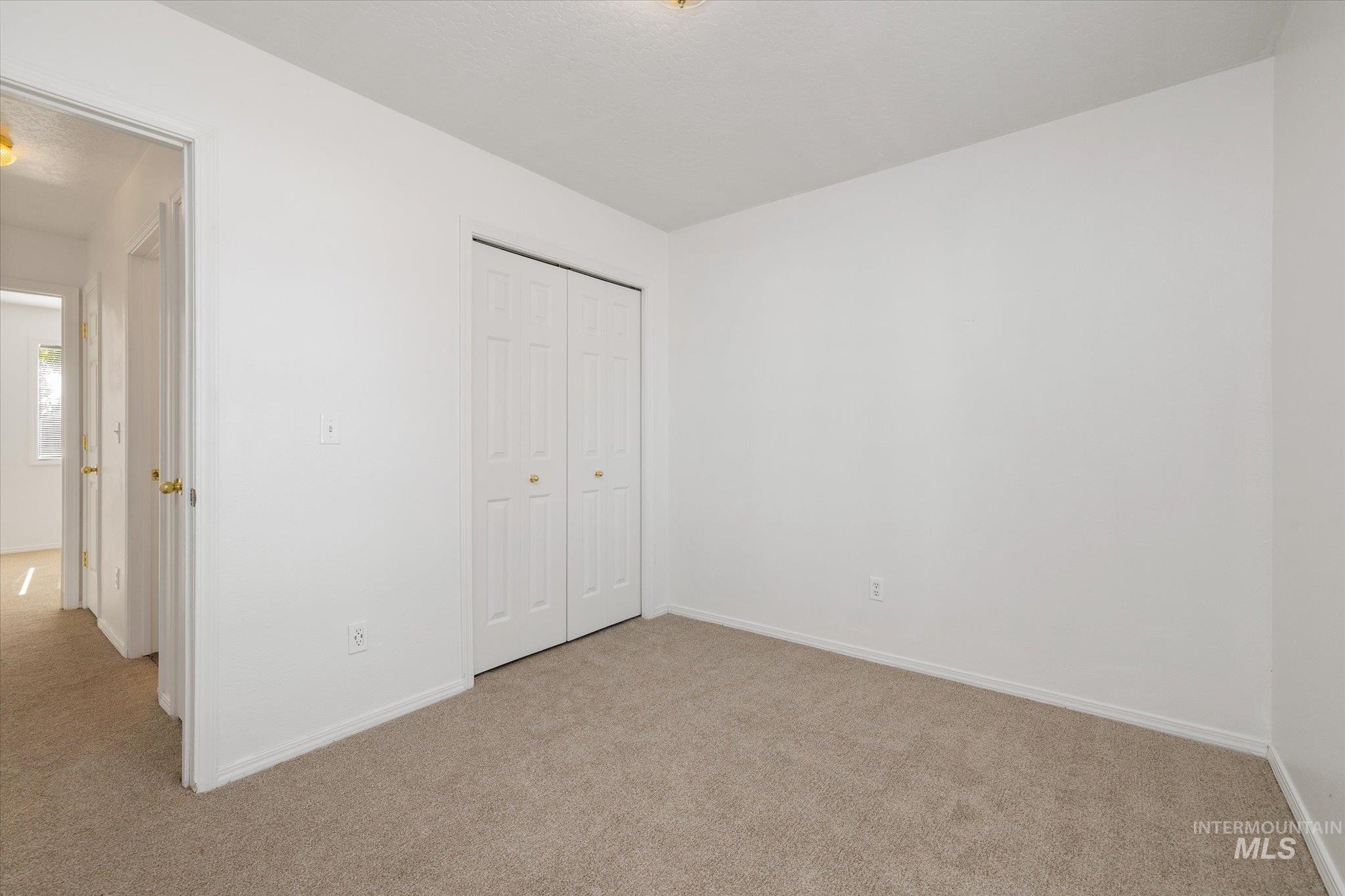 2313 W Grouse Ave, Nampa, Idaho 83651, 3 Bedrooms, 2 Bathrooms, Residential For Sale, Price $358,000, 99003747