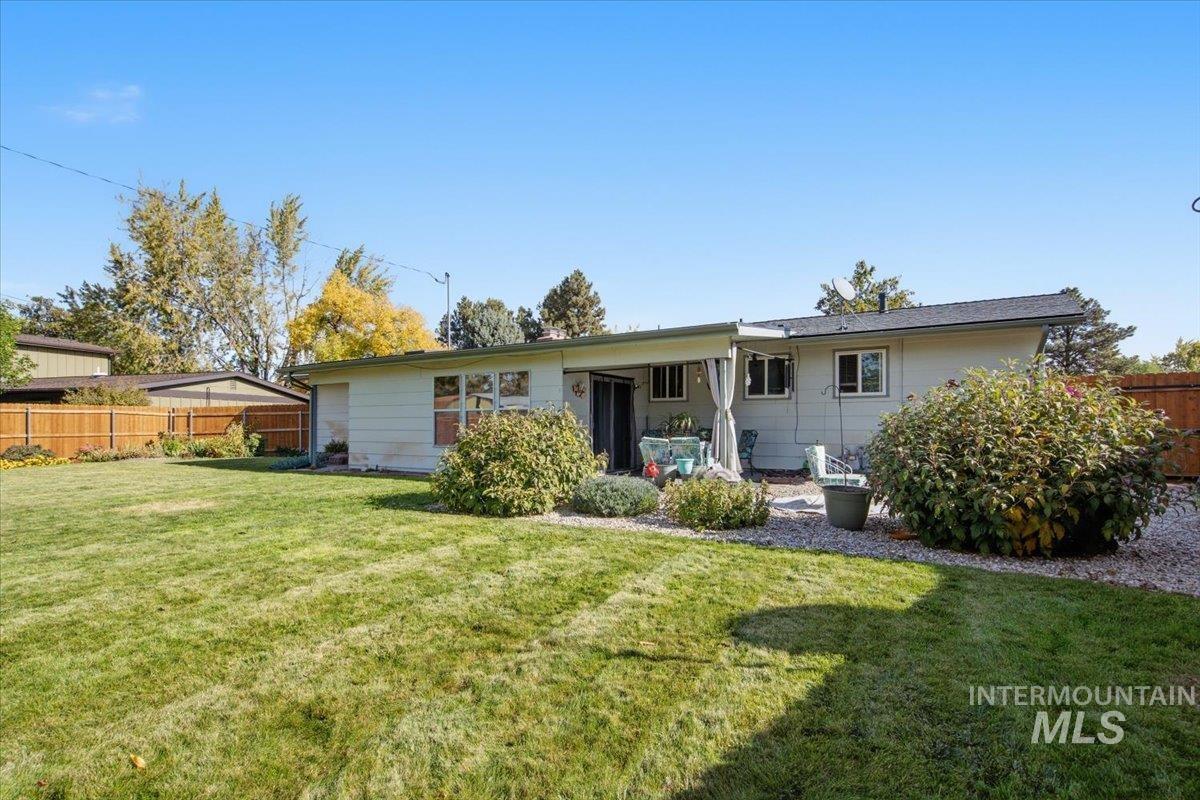 7019 W Rosewood Dr, Boise, Idaho 83709, 3 Bedrooms, 2 Bathrooms, Residential For Sale, Price $479,900,MLS 99003748