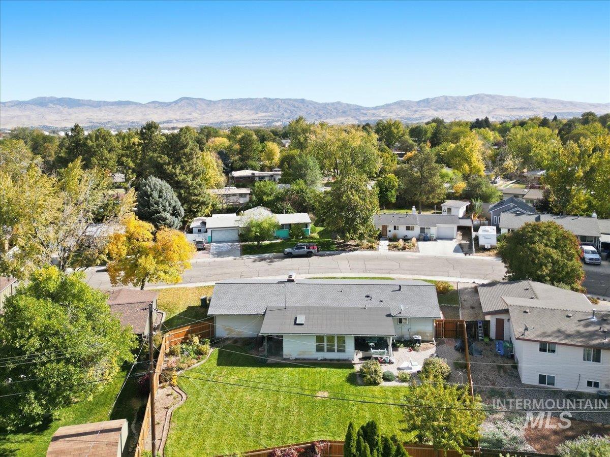 7019 W Rosewood Dr, Boise, Idaho 83709, 3 Bedrooms, 2 Bathrooms, Residential For Sale, Price $479,900,MLS 99003748