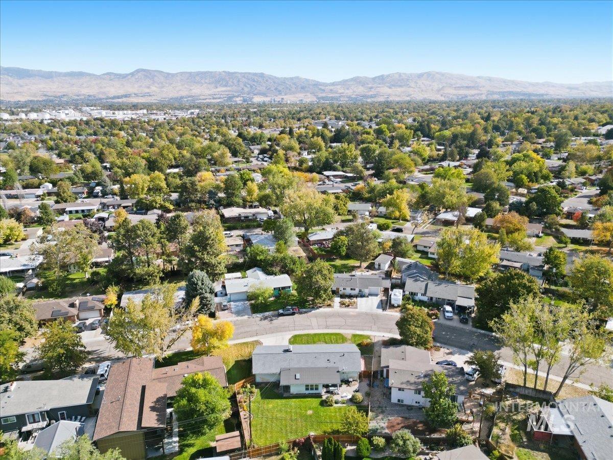 7019 W Rosewood Dr, Boise, Idaho 83709, 3 Bedrooms, 2 Bathrooms, Residential For Sale, Price $479,900,MLS 99003748