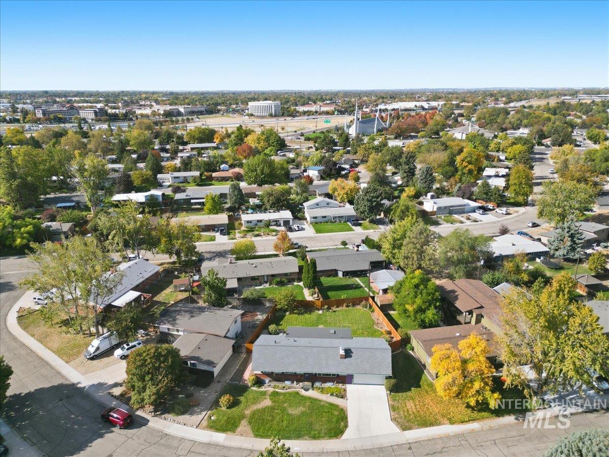 7019 W Rosewood Dr, Boise, Idaho 83709, 3 Bedrooms, 2 Bathrooms, Residential For Sale, Price $479,900,MLS 99003748