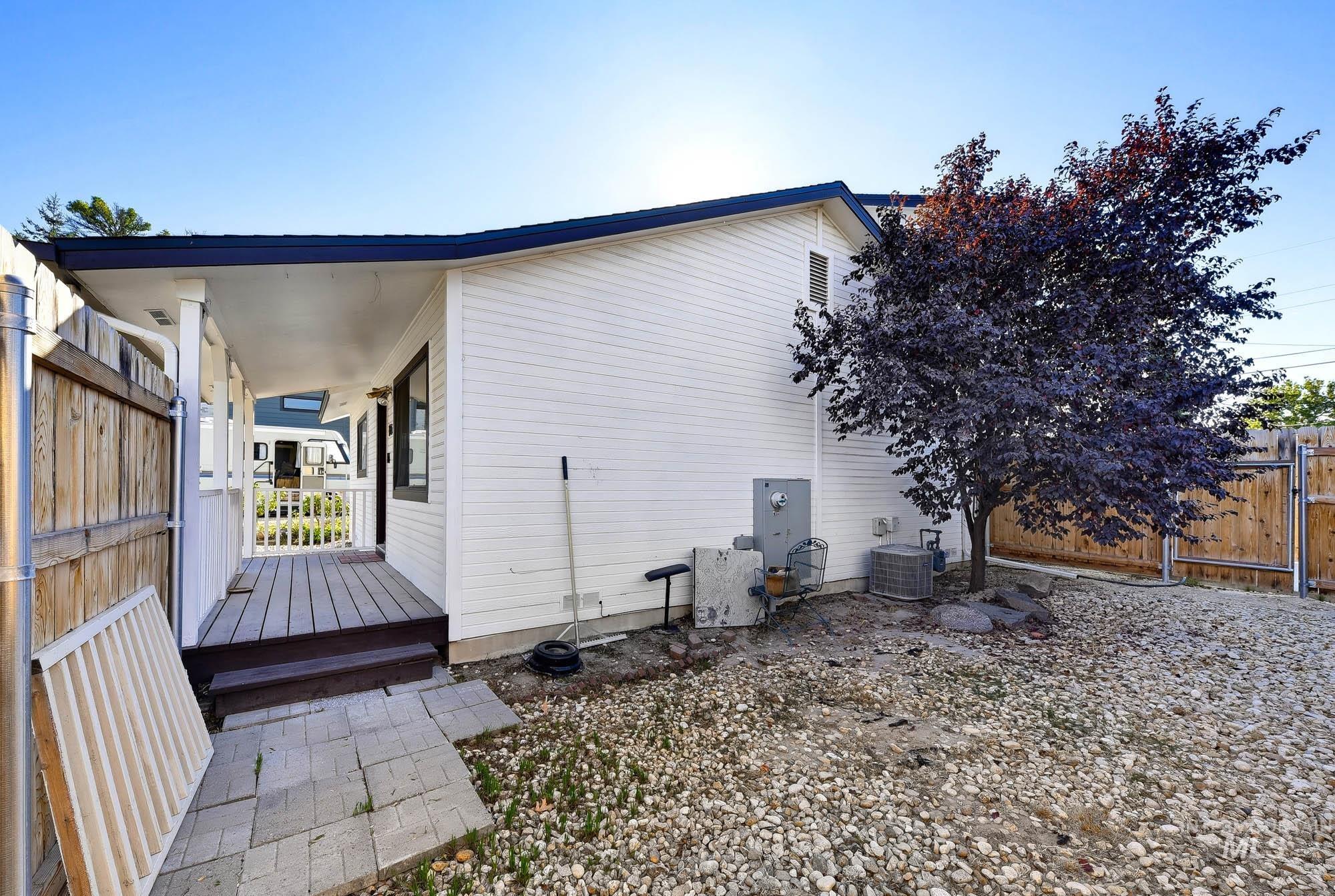 1701 S Division Ave, Boise, Idaho 83706, 2 Bedrooms, 1 Bathroom, Residential For Sale, Price $850,000, 99003750