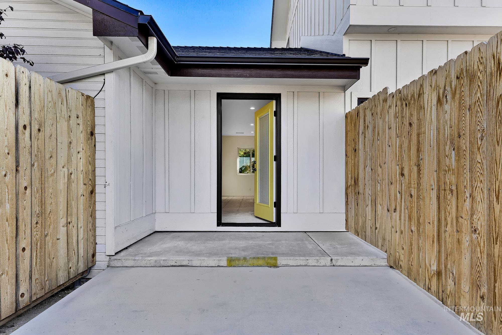 1701 S Division Ave, Boise, Idaho 83706, 2 Bedrooms, 1 Bathroom, Residential For Sale, Price $850,000, 99003750