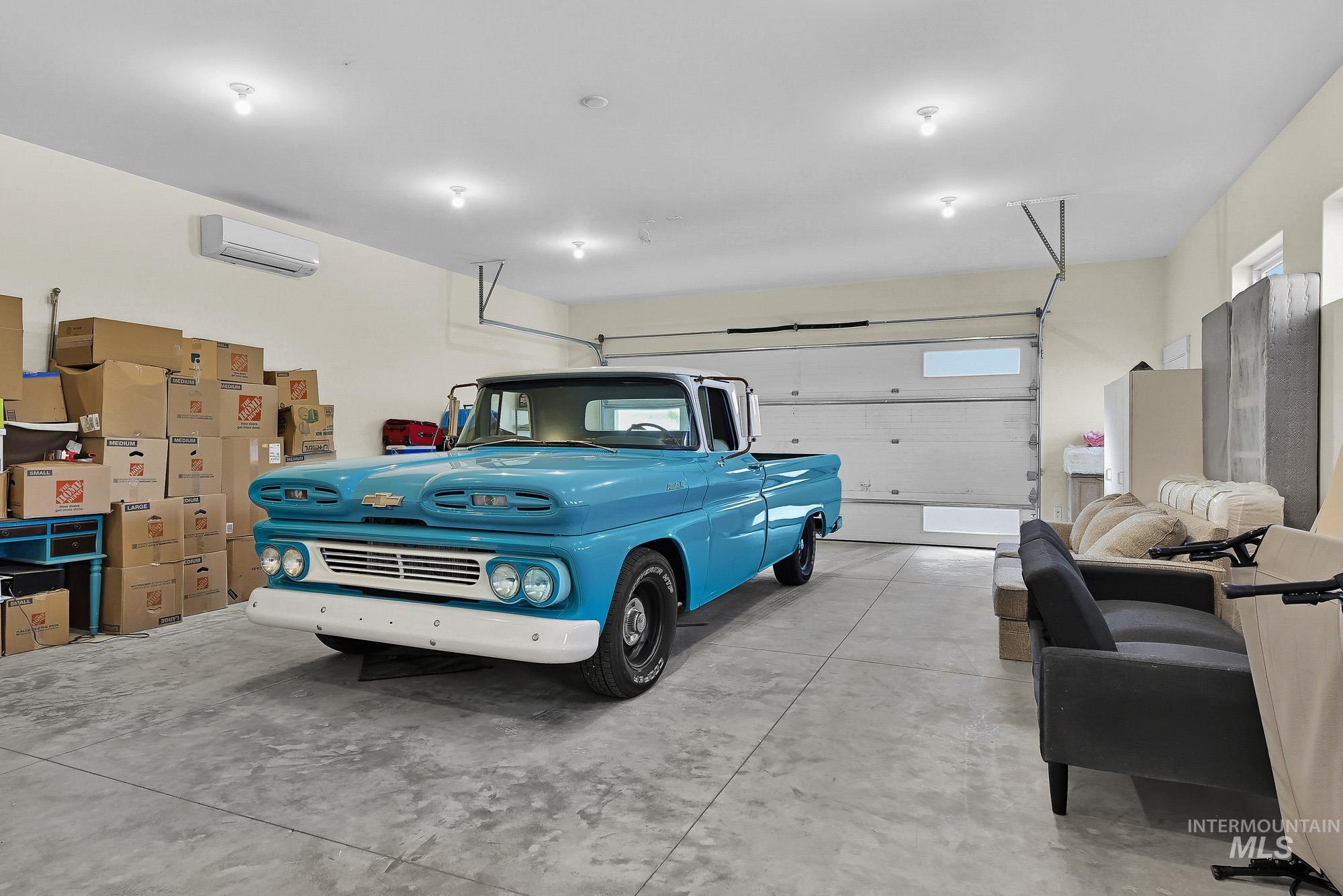 1701 S Division Ave, Boise, Idaho 83706, 2 Bedrooms, 1 Bathroom, Residential For Sale, Price $850,000, 99003750