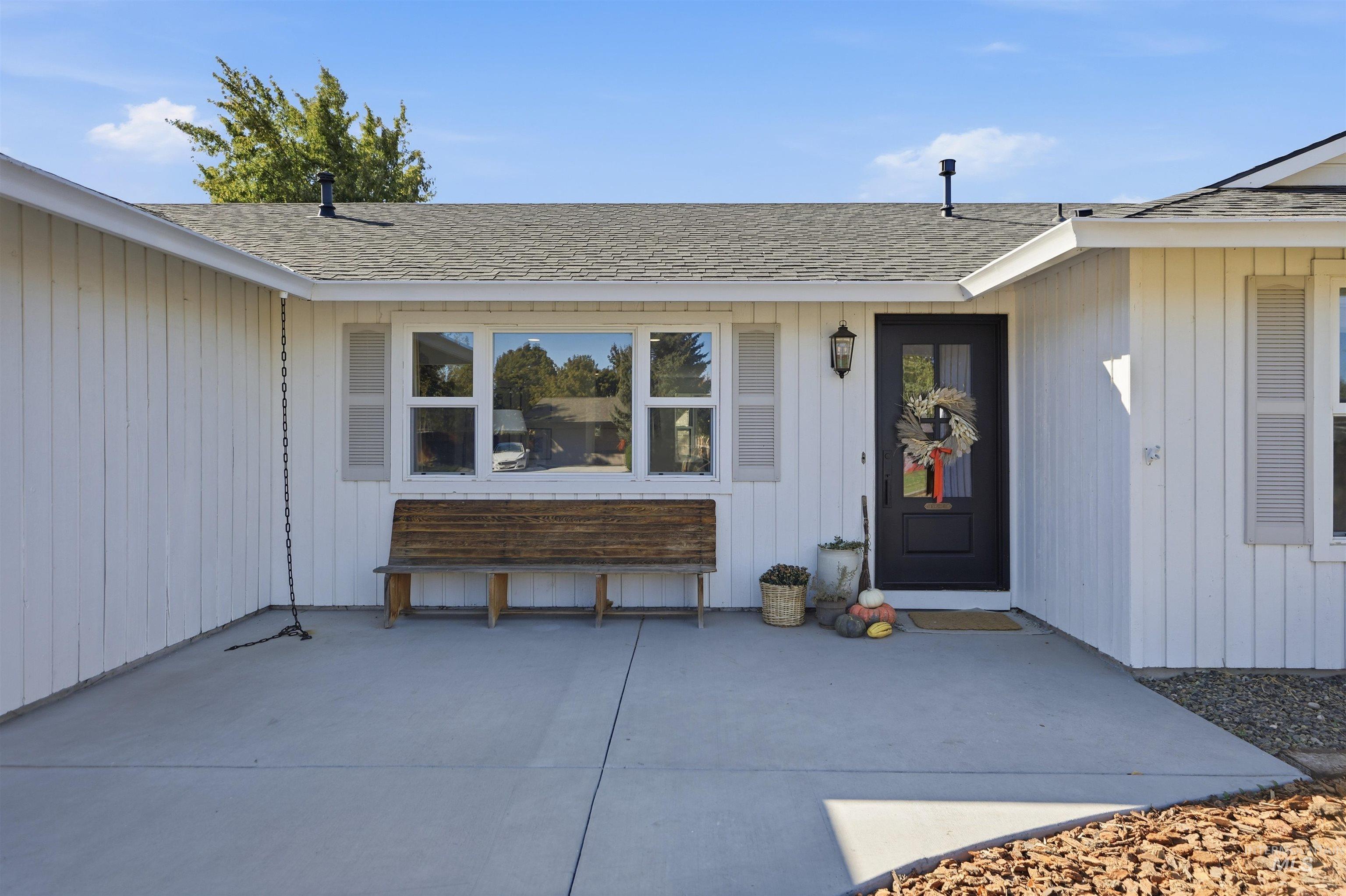 8001 Colt, Boise, Idaho 83709, 3 Bedrooms, 2 Bathrooms, Residential For Sale, Price $629,900,MLS 99003751