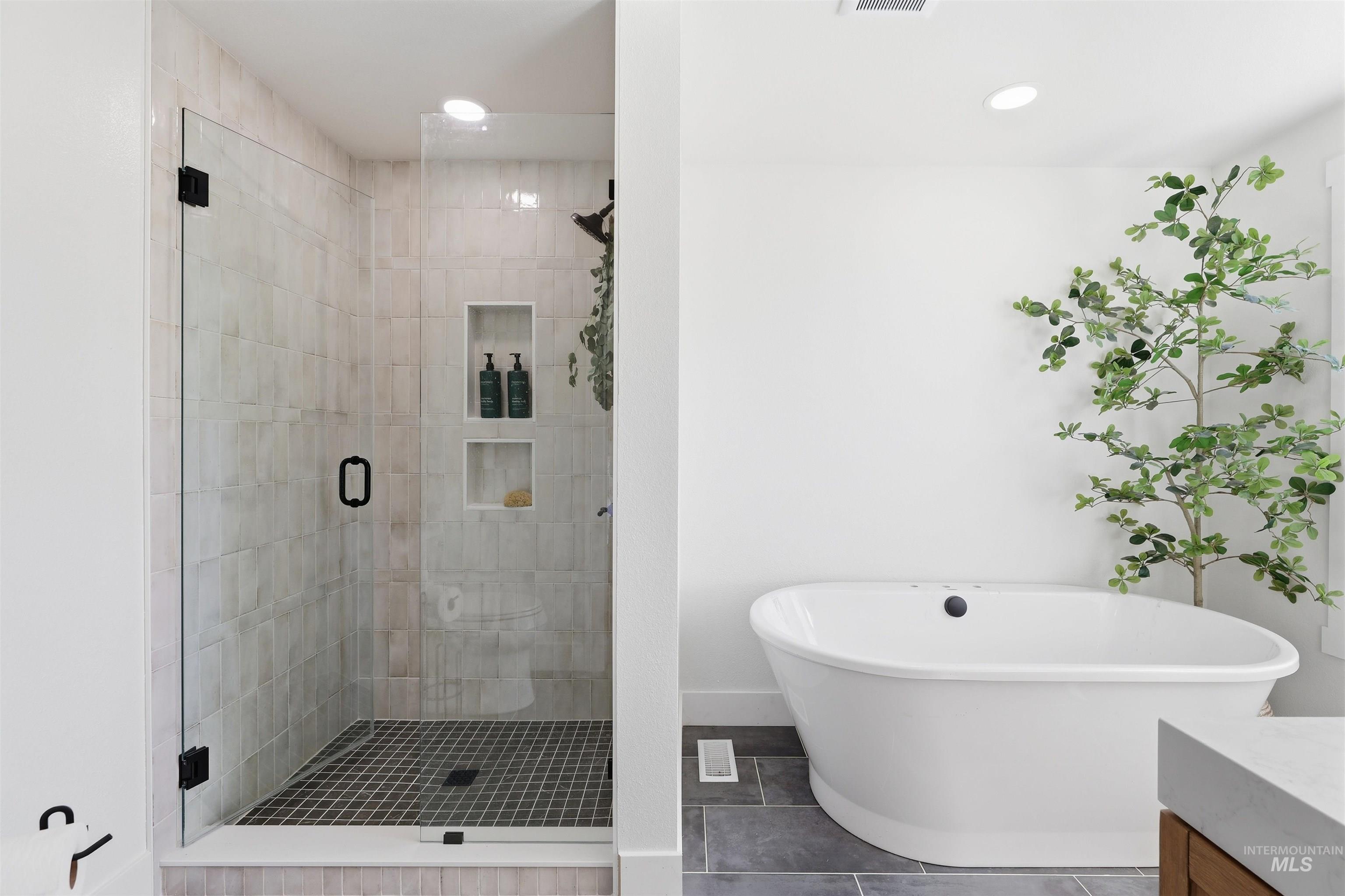 8001 Colt, Boise, Idaho 83709, 3 Bedrooms, 2 Bathrooms, Residential For Sale, Price $629,900,MLS 99003751