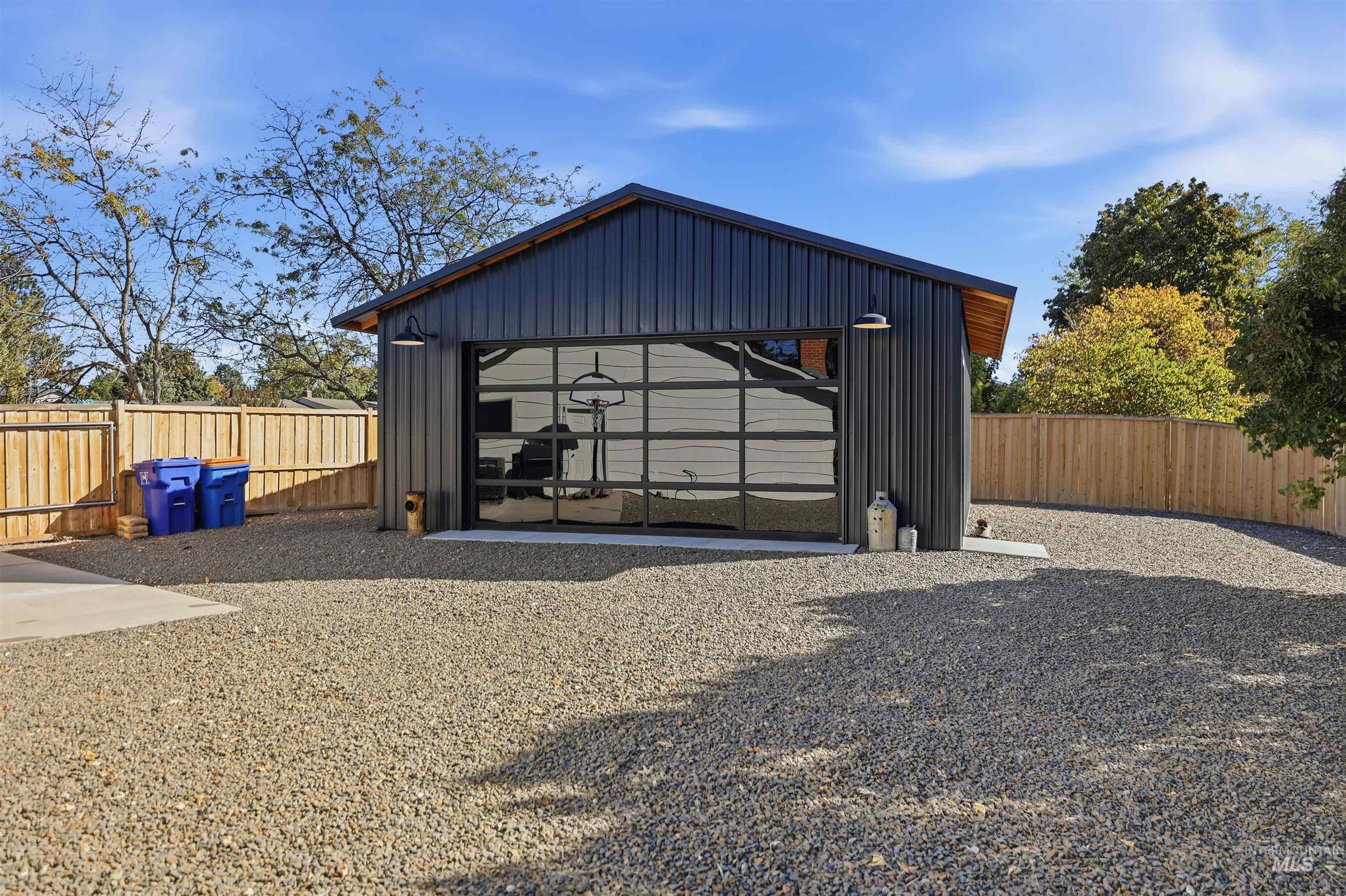 8001 Colt, Boise, Idaho 83709, 3 Bedrooms, 2 Bathrooms, Residential For Sale, Price $629,900,MLS 99003751