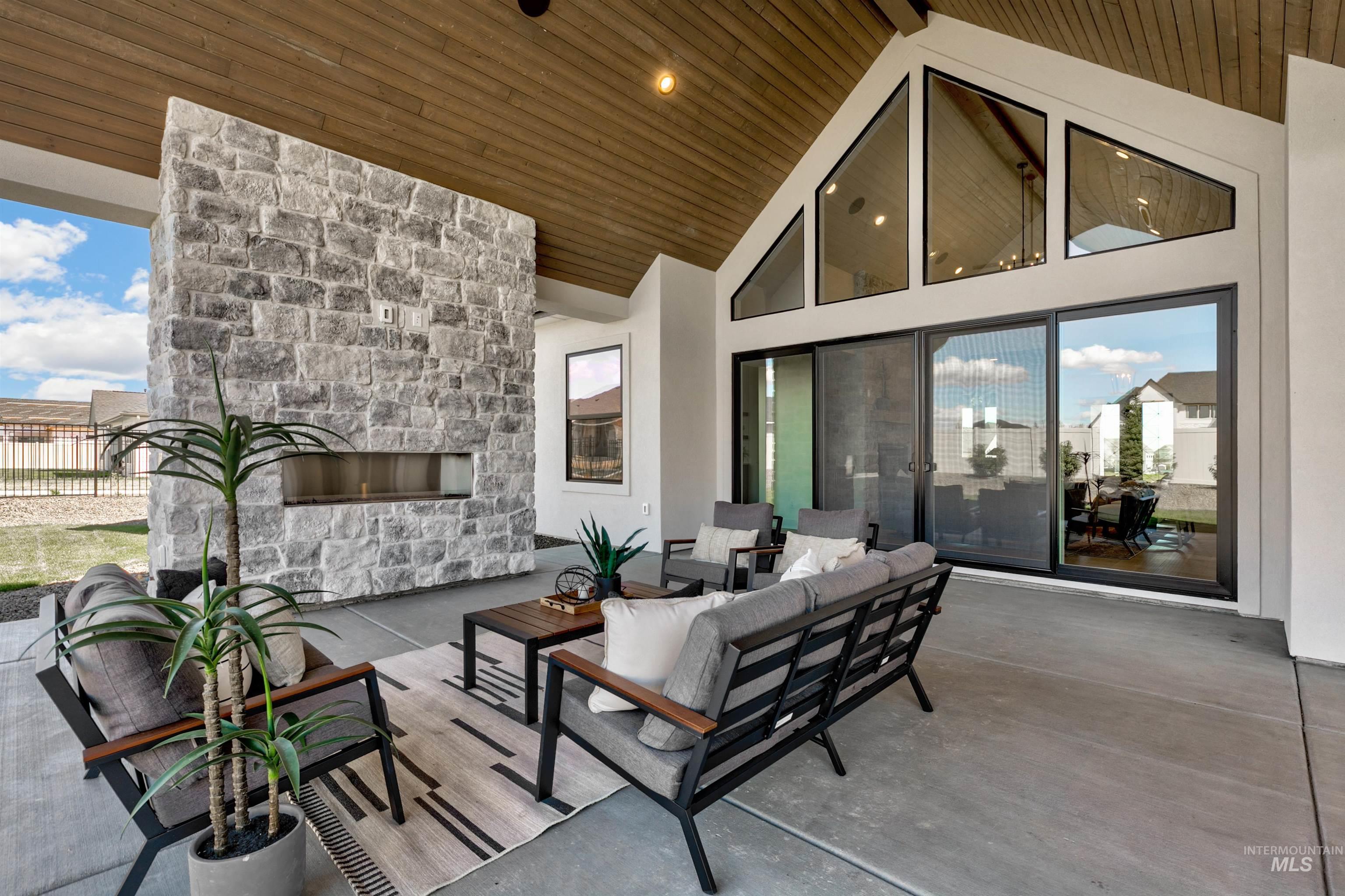 13370 Breezeview Ln, Caldwell, Idaho 83607, 4 Bedrooms, 3 Bathrooms, Residential For Sale, Price $1,850,000, 99003752