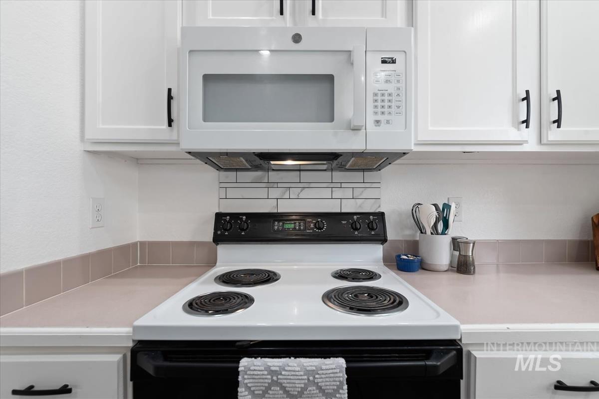 2214 E Katelyn dr., Meridian, Idaho 83646, 3 Bedrooms, 2 Bathrooms, Residential For Sale, Price $469,000,MLS 99003754
