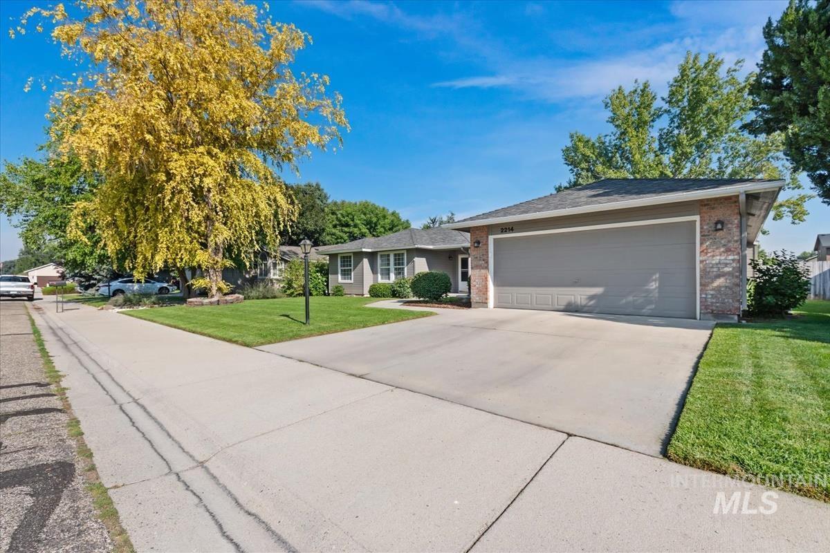 2214 E Katelyn dr., Meridian, Idaho 83646, 3 Bedrooms, 2 Bathrooms, Residential For Sale, Price $469,000,MLS 99003754