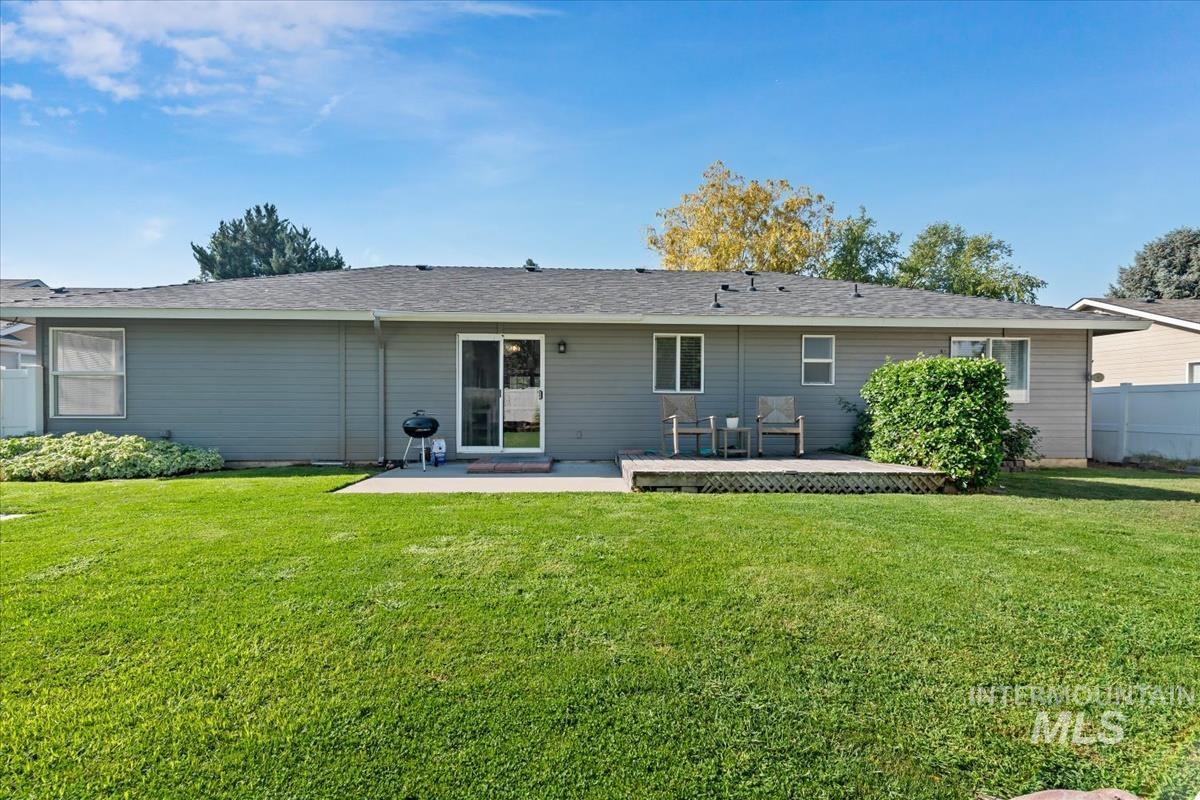 2214 E Katelyn dr., Meridian, Idaho 83646, 3 Bedrooms, 2 Bathrooms, Residential For Sale, Price $469,000,MLS 99003754