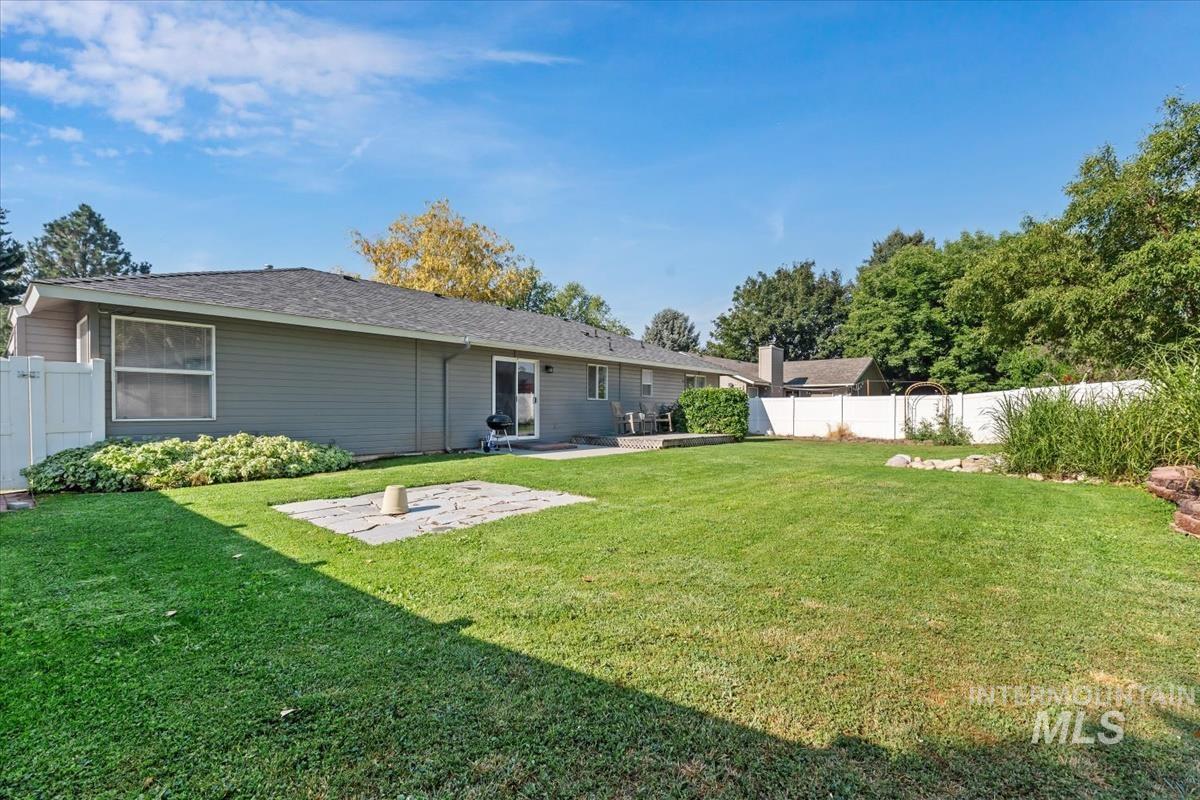 2214 E Katelyn dr., Meridian, Idaho 83646, 3 Bedrooms, 2 Bathrooms, Residential For Sale, Price $469,000,MLS 99003754